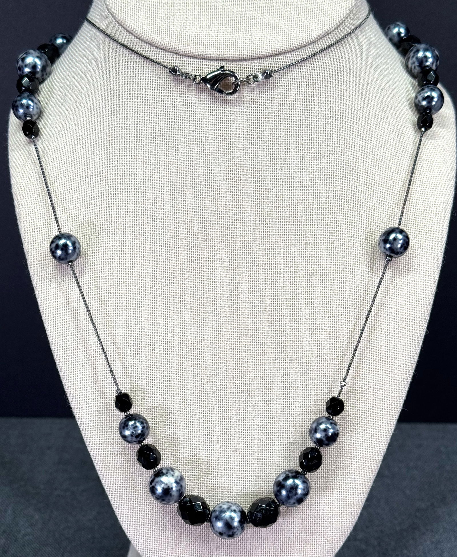 Vintage marbled metallic colors & faceted glass beads snake chain necklace (1 of 7)