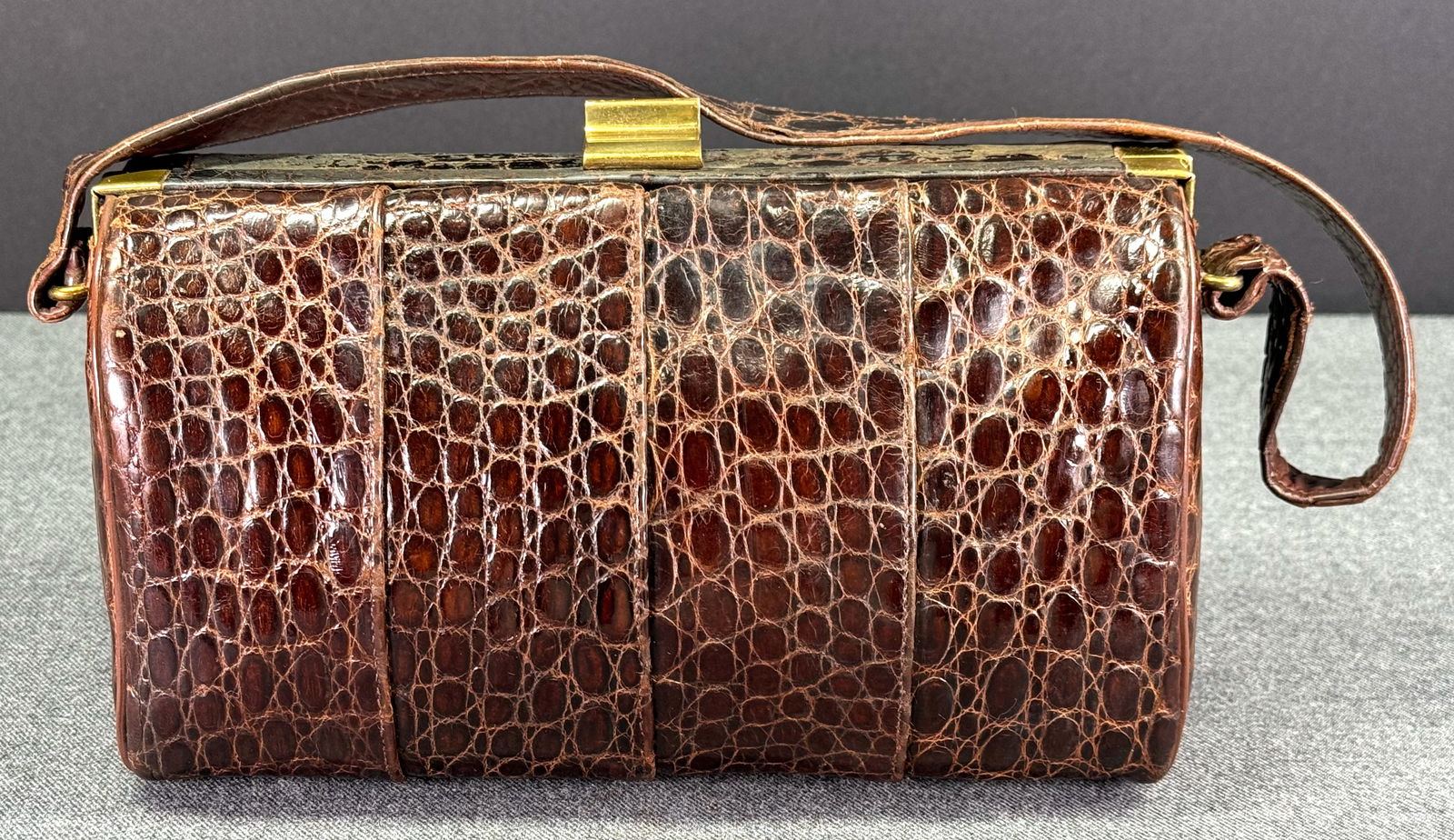 Vintage genuine brown alligator purse bag (1 of 15)