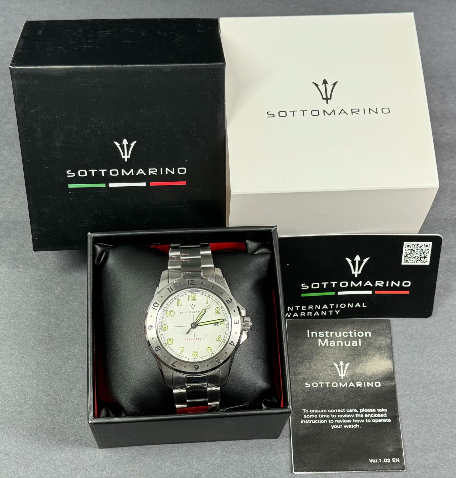 Brand New Sottomarino Fuso Orario Dual Time Quartz Watch. (1 of 11)