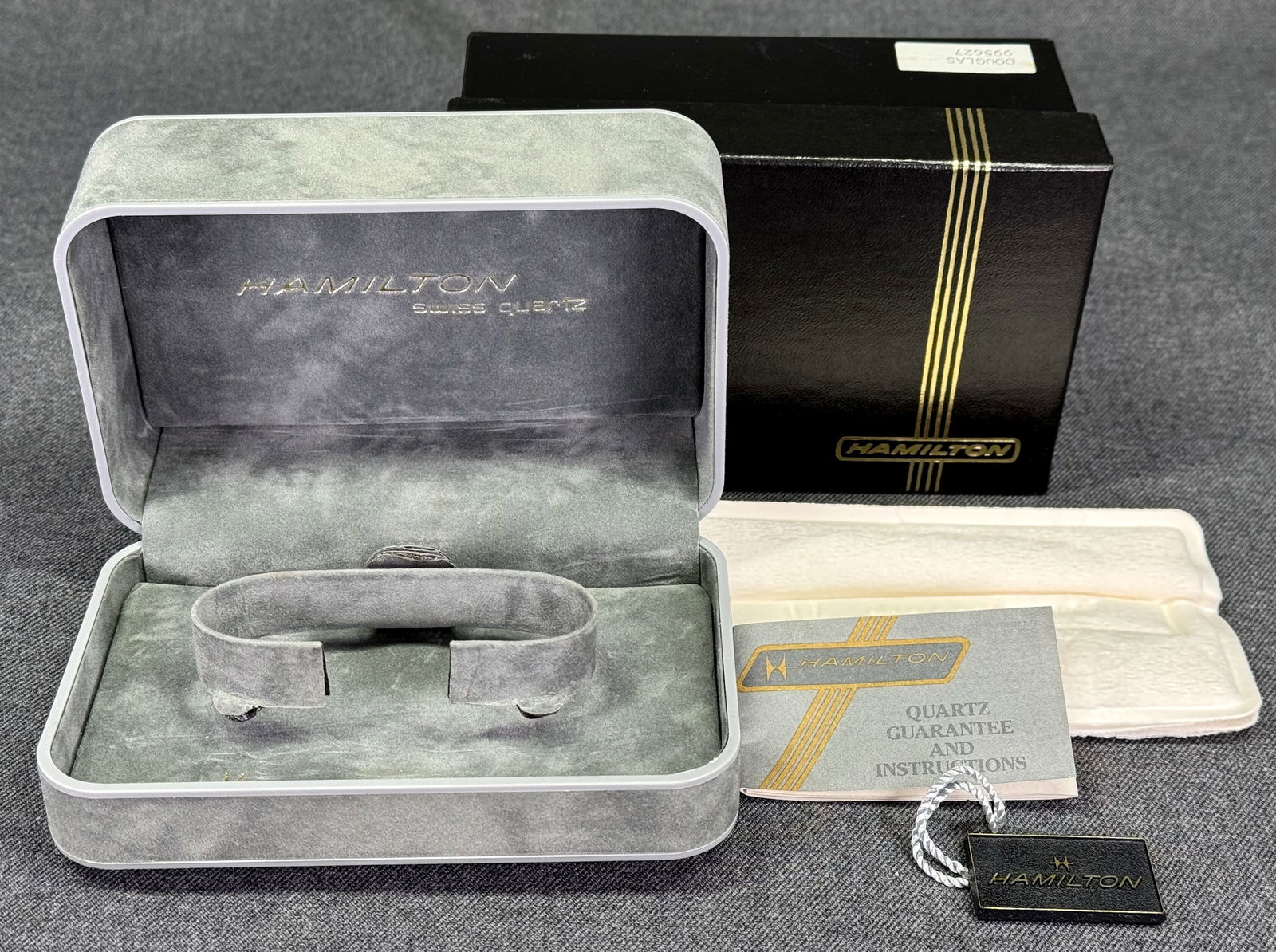 Vintage Hamilton Swiss Quartz Wristwatch Box. (1 of 12)