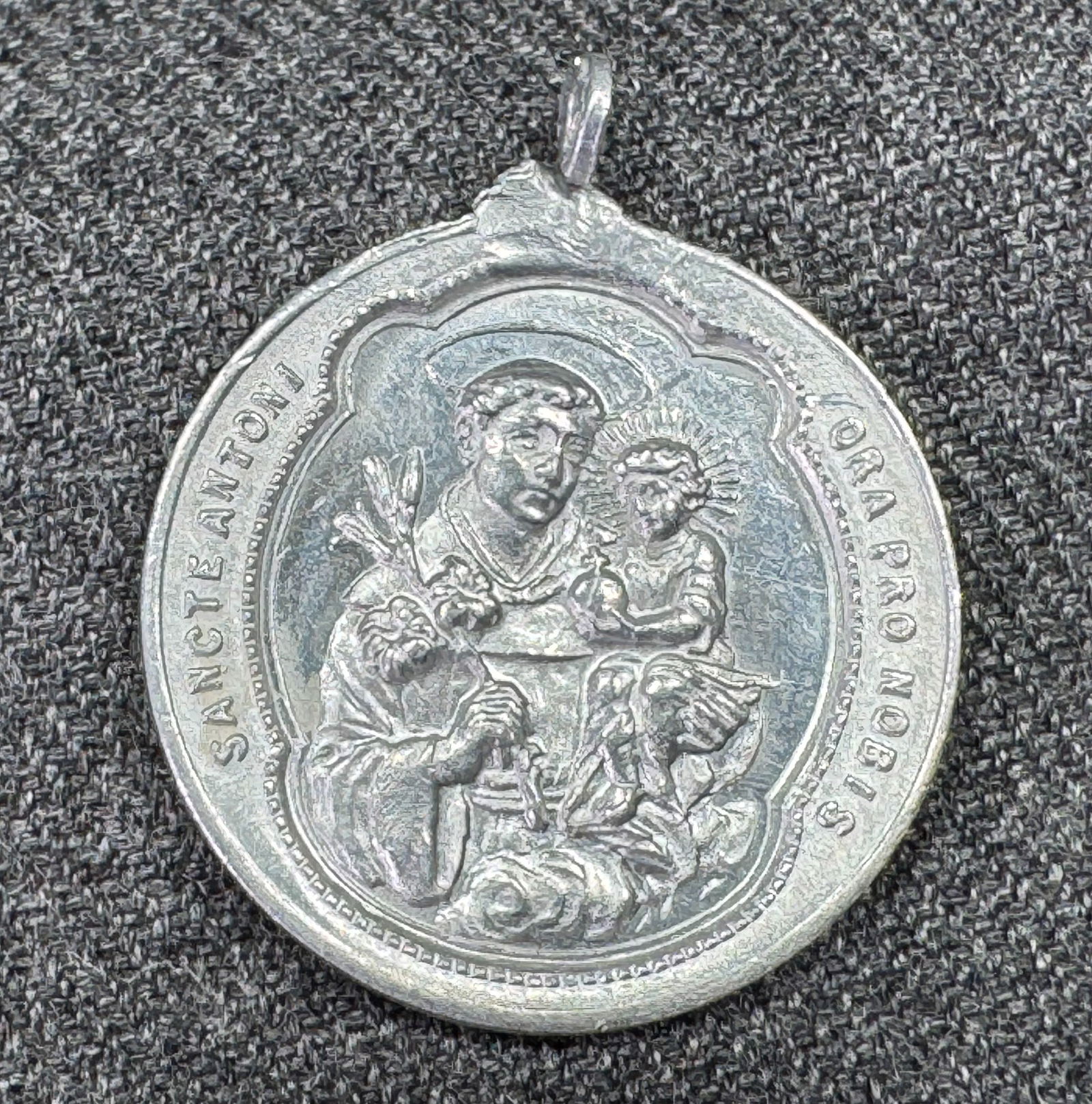 Vintage St Anthony / Our Lady of Pompeii aluminum medal (1 of 3)