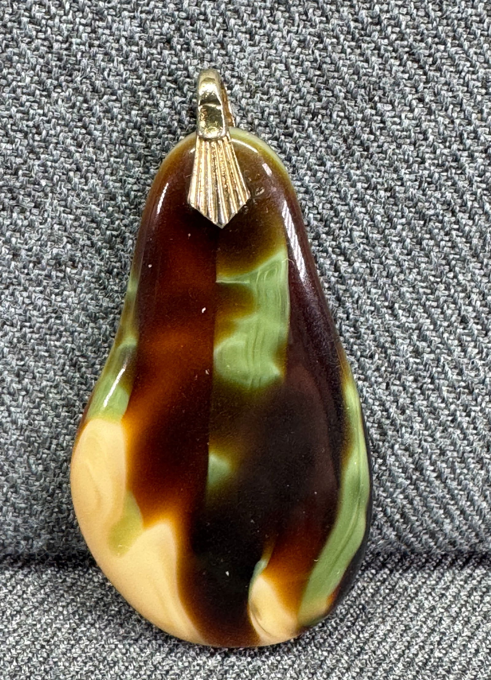 Vintage fall colors marbled resin? gold-toned bail pendant 1AYT (1 of 4)