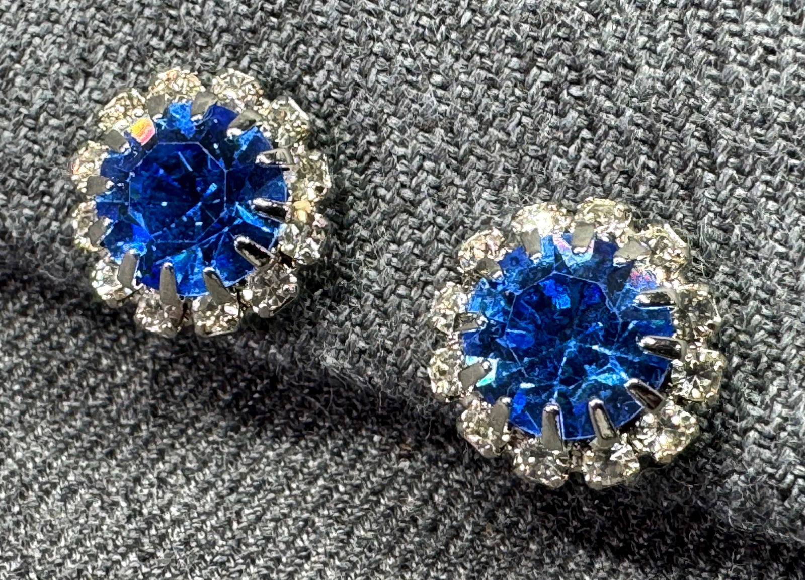 Vintage blue & clear crystals silver-toned clip earrings (1 of 5)