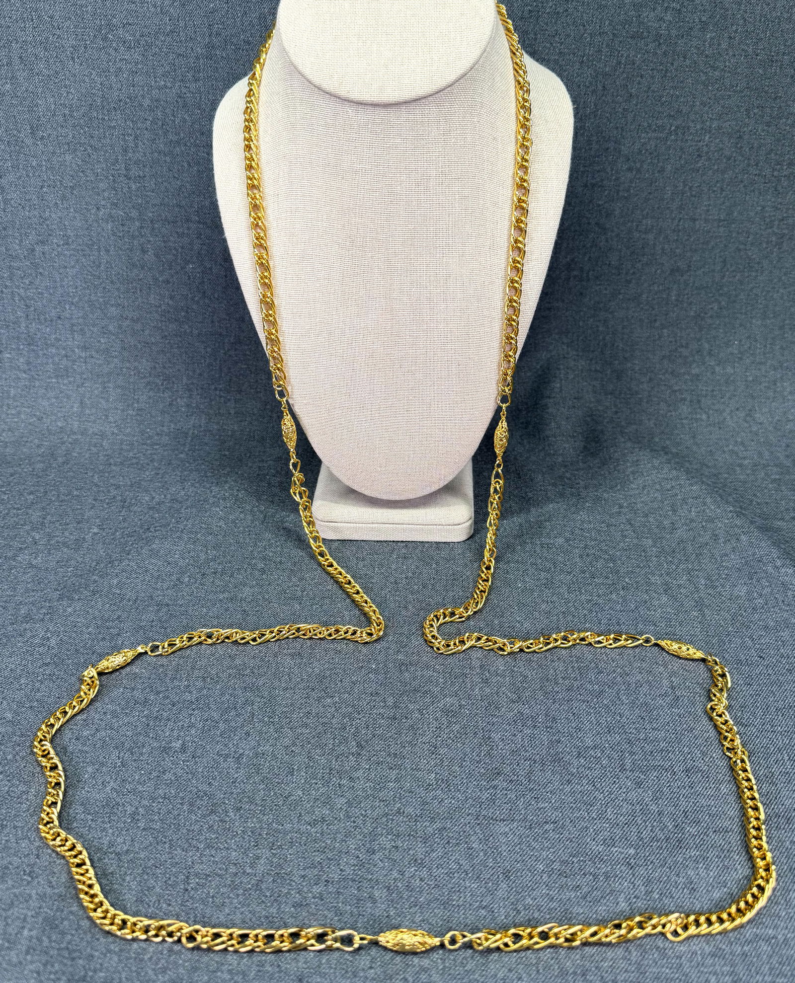 Vintage flapper style gold-toned filigree beads chain necklace (1 of 5)
