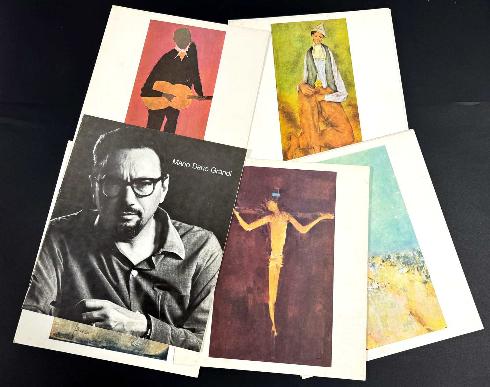 Mario Dario Grandi MNBA Buenos Aires 1977 Exhibition Catalog: IN HOUSE FLAT SHIPPING & HANDLING COST WITHIN ALL THE U.S. : 7 To bypass LiveShipping, and use our In-House shipping service for 7 or shipping combined for multiple lots, please select “Arrange Your