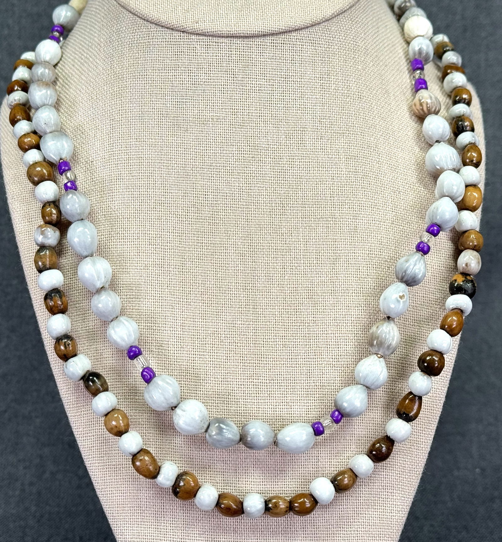 Vintage ethnic seeds and glass and seeds beaded necklaces. Lot of 2 (1 of 8)