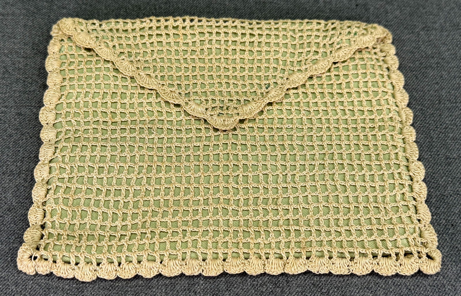 Antique monogramed FD crocheted hanky holder: IN HOUSE FLAT SHIPPING & HANDLING COST WITHIN ALL THE U.S. : 7 To bypass LiveShipping, and use our In-House shipping service for 7 or shipping combined for multiple lots, please select “Arrange Your