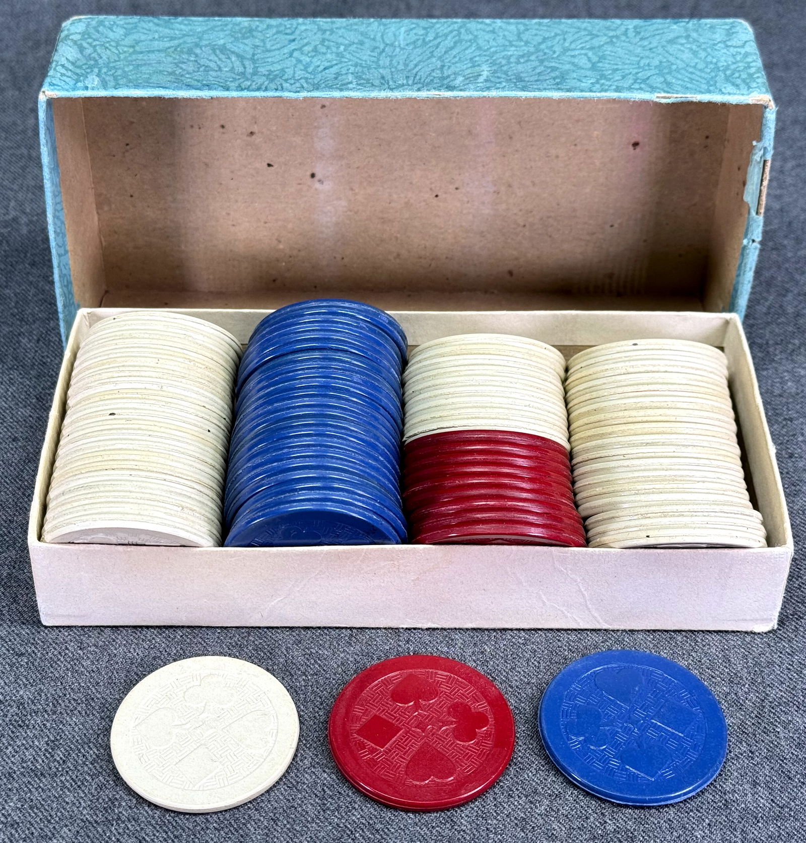Vintage St Regis composition embossed poker chips 81 PCs in box 1 1/2 inches each: IN HOUSE FLAT SHIPPING & HANDLING COST WITHIN ALL THE U.S. : 12 To bypass LiveShipping, and use our In-House shipping service for 12 or shipping combined for multiple lots, please select “Arrange Yo