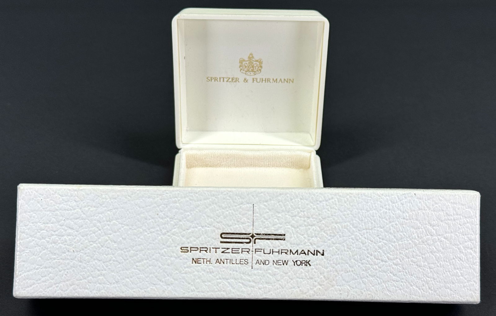 Vintage Spritzer & Fuhrmann Netherlands Antilles & New York cardboard and plastic jewelry boxes.: IN HOUSE FLAT SHIPPING & HANDLING COST WITHIN ALL THE U.S. : 7 To bypass LiveShipping, and use our In-House shipping service for 7 or shipping combined for multiple lots, please select “Arrange Your