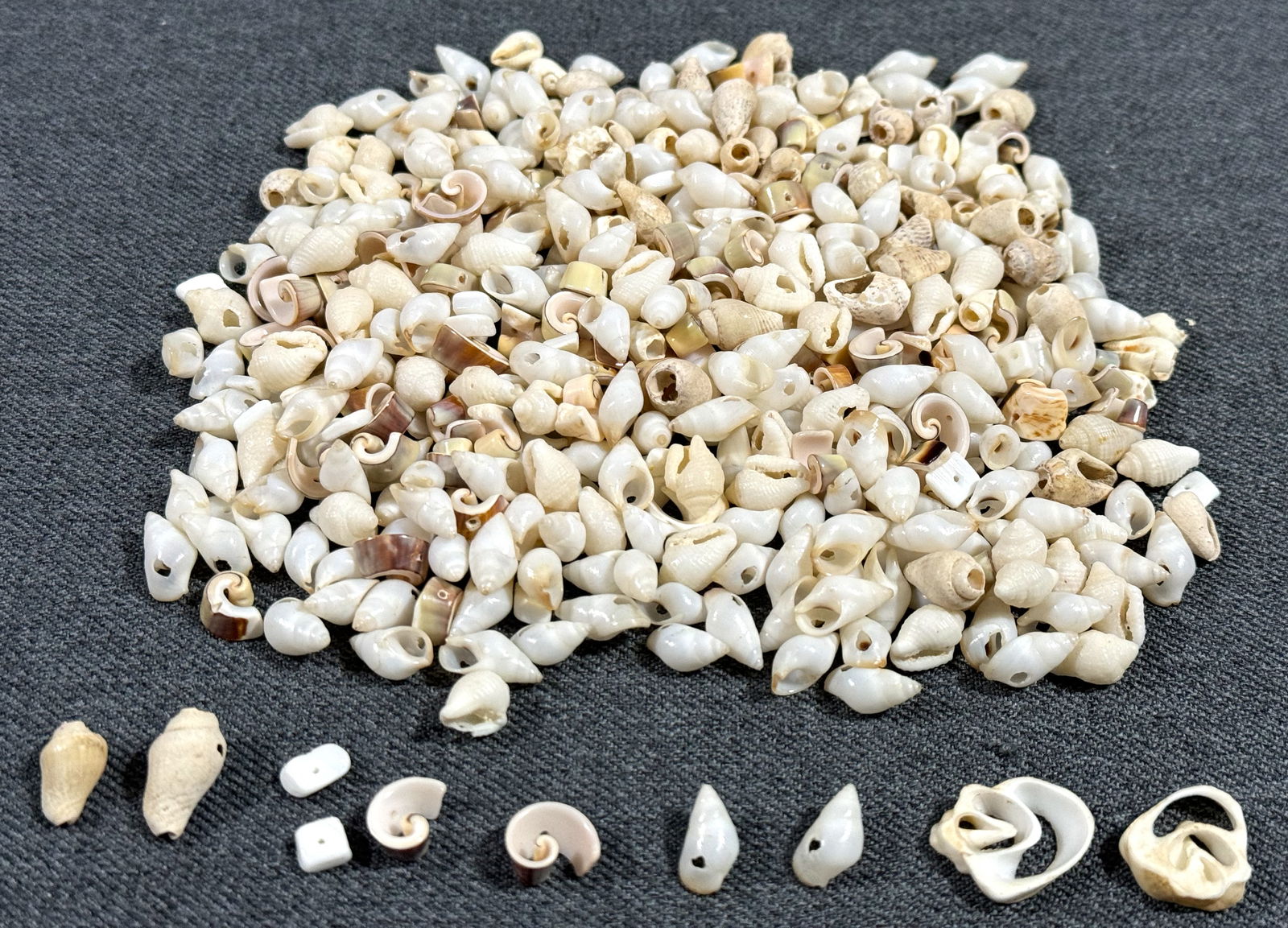 Vintage shell loose beads for jewelry crafts making (1 of 6)