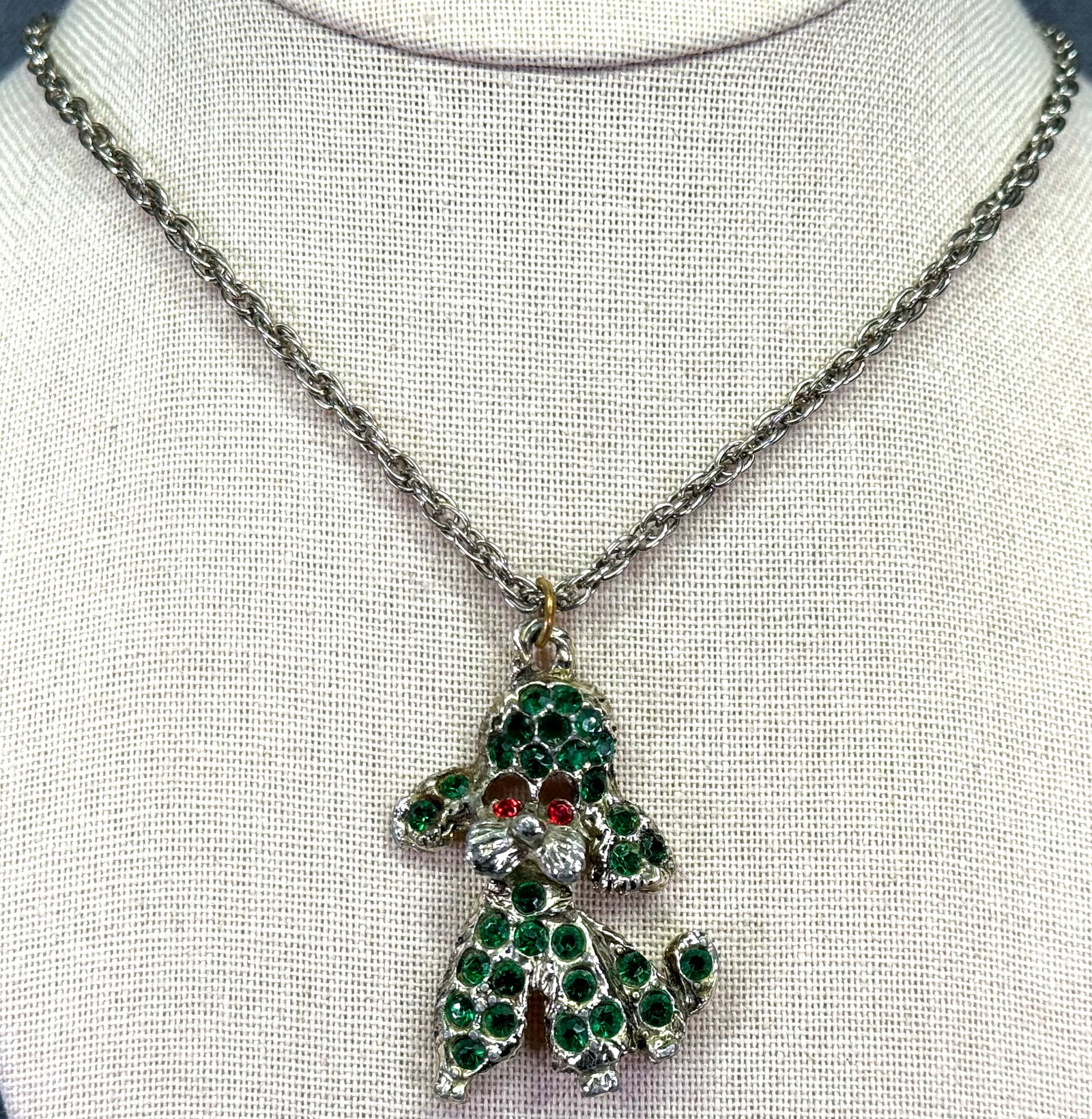 Vintage rhinestones gold-toned metal poodle pendant: IN HOUSE FLAT SHIPPING & HANDLING COST WITHIN ALL THE U.S. : $7 To bypass LiveShipping, and use our In-House shipping service for $7 or shipping combined for multiple lots, please select “Arrange Yo