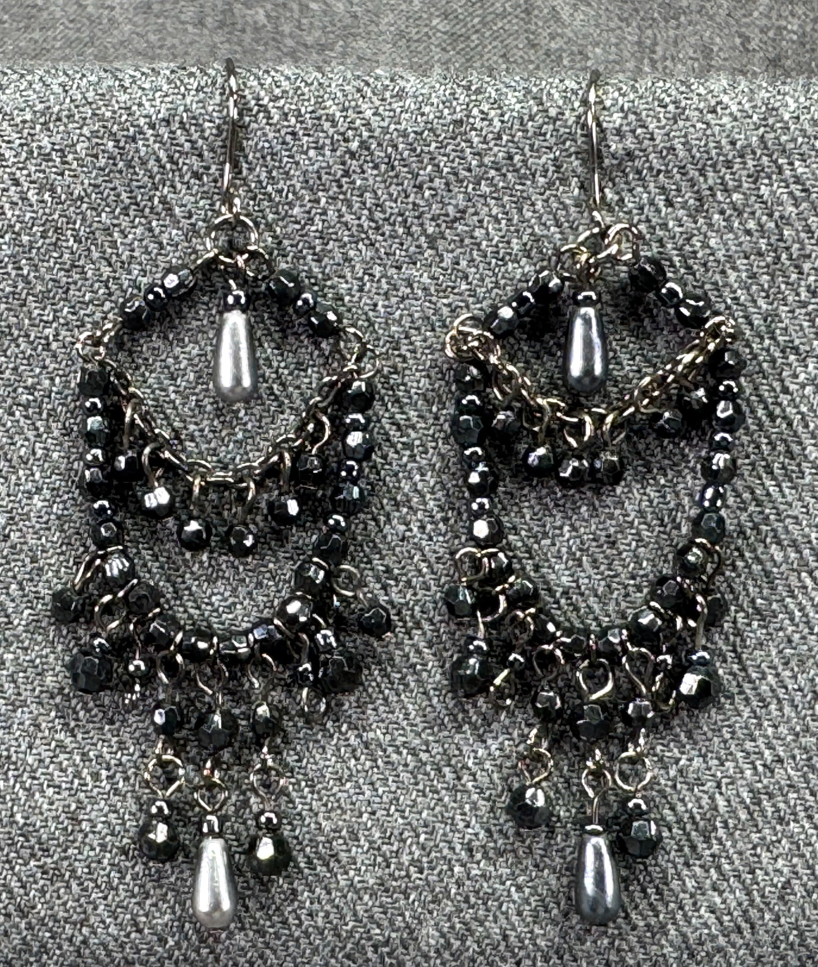 Vintage dark gray & black beads gunmetal chandelier hook earrings: IN HOUSE FLAT SHIPPING & HANDLING COST WITHIN ALL THE U.S. : $7 To bypass LiveShipping, and use our In-House shipping service for $7 or shipping combined for multiple lots, please select “Arrange Yo