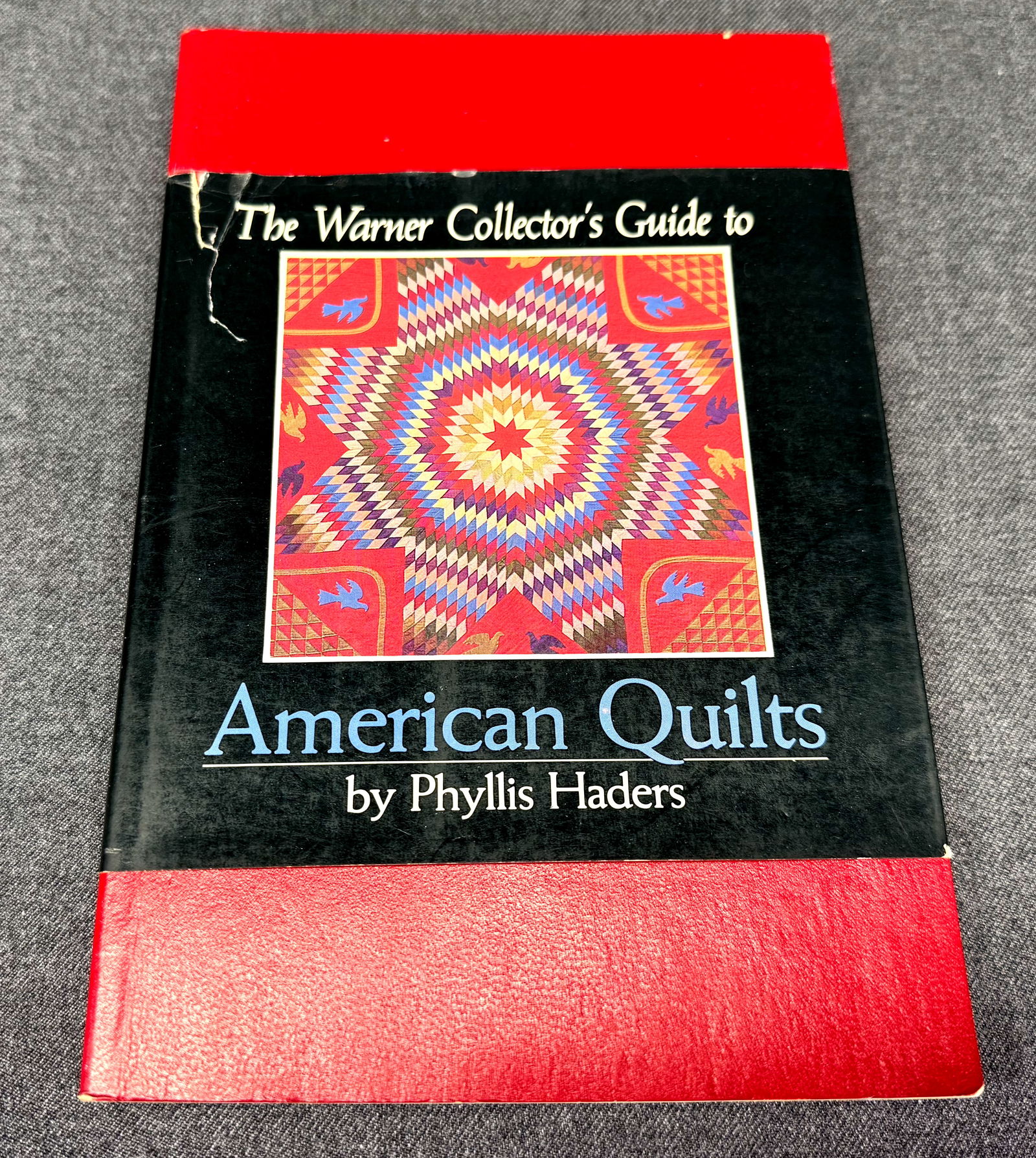 The Warner Collector's Guide to American Quilts Book by Phyllis Haders: The Warner Collector's Guide to American Quilts Book by Phyllis Haders. For measures please refer to the pictures taken with a measuring tape. Weight: Grams. IN HOUSE FLAT SHIPPING & HANDLING COST WIT