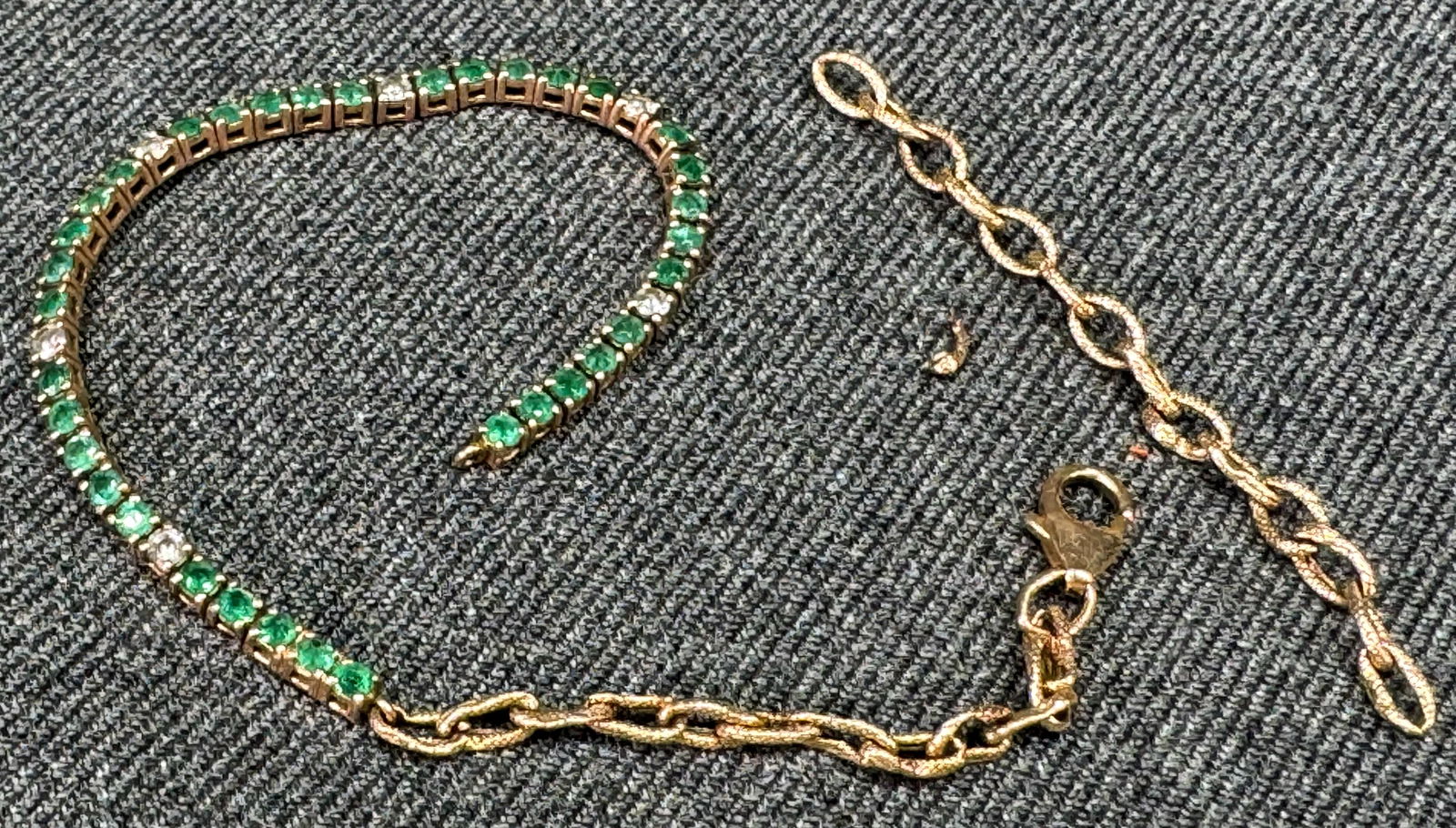 Le Vian Emeralds & Vanilla Sapphires 14k Solid Yellow Gold Bracelet for Spare Parts or Repair: IN HOUSE FLAT SHIPPING & HANDLING COST WITHIN ALL THE U.S. : $7 To bypass LiveShipping, and use our In-House shipping service for $7 or shipping combined for multiple lots, please select “Arrange Yo