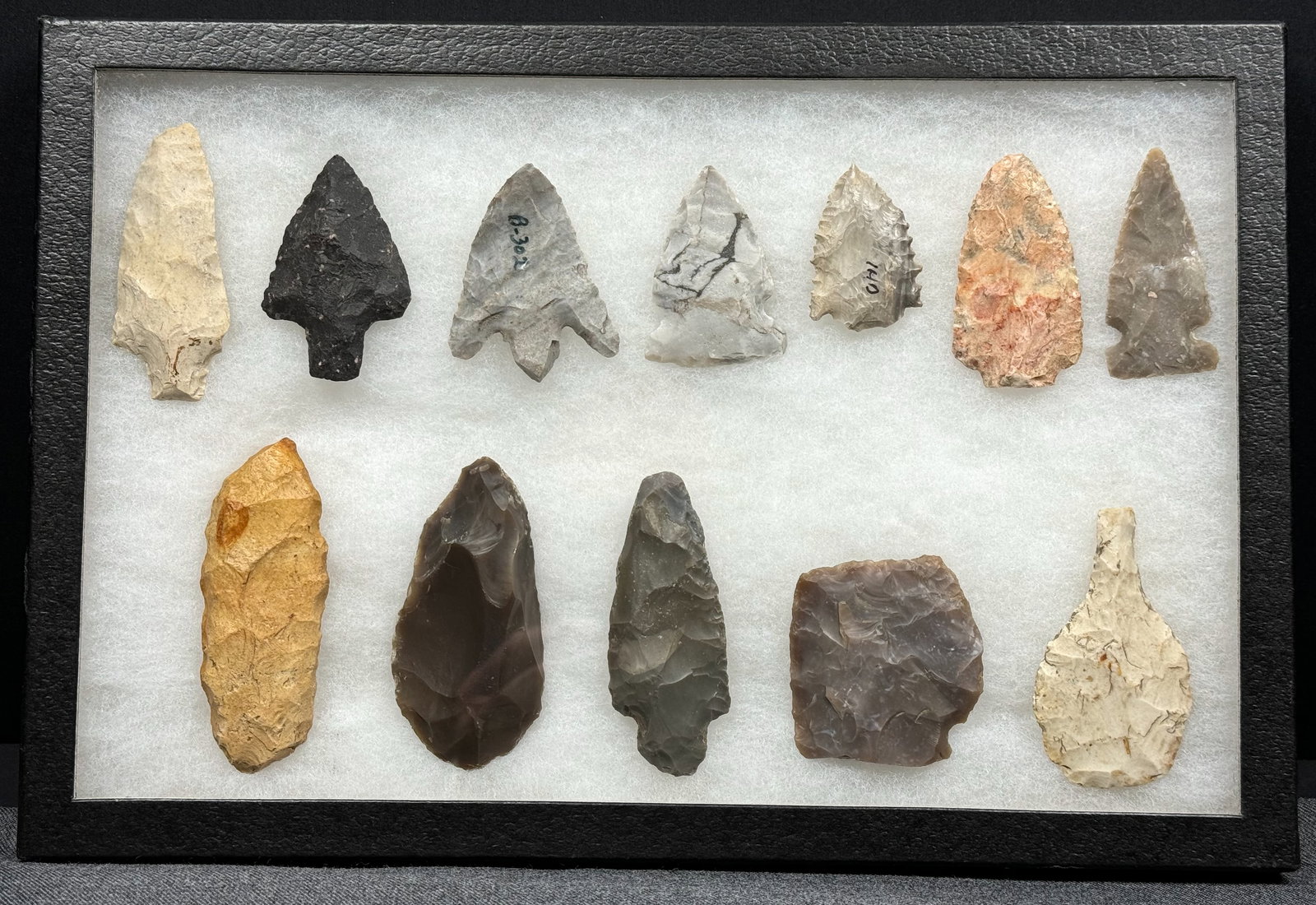 Native American Wisconsin Arrowheads, Drill, Scrapper and Points. (1 of 11)