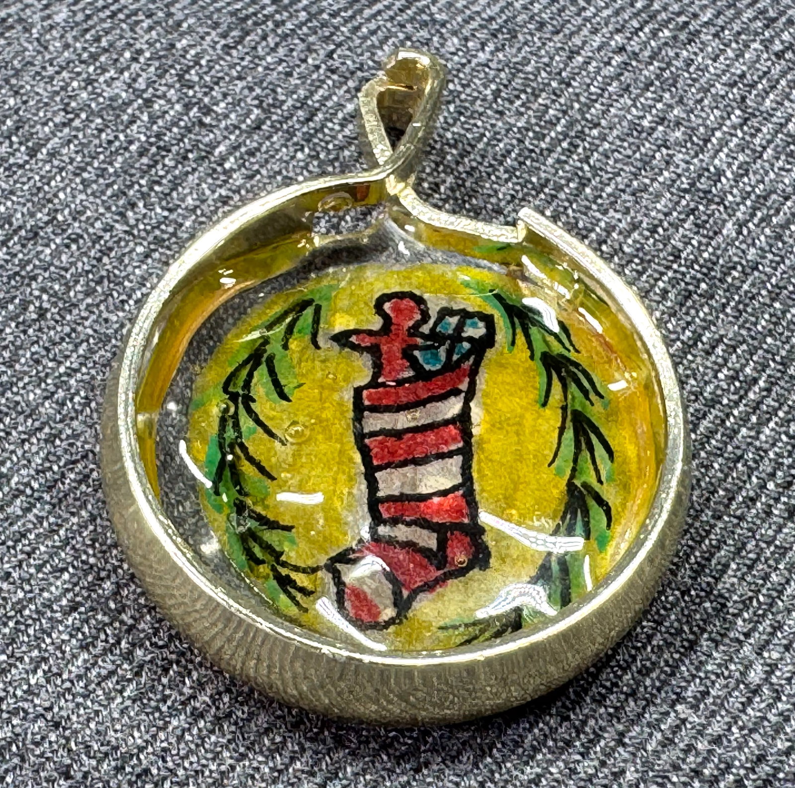 Vintage Diana Spyros hand painted paper inlaid resin Christmas Stocking pendant: IN HOUSE FLAT SHIPPING & HANDLING COST WITHIN ALL THE U.S. : $7 To bypass LiveShipping, and use our In-House shipping service for $7 or shipping combined for multiple lots, please select “Arrange Yo