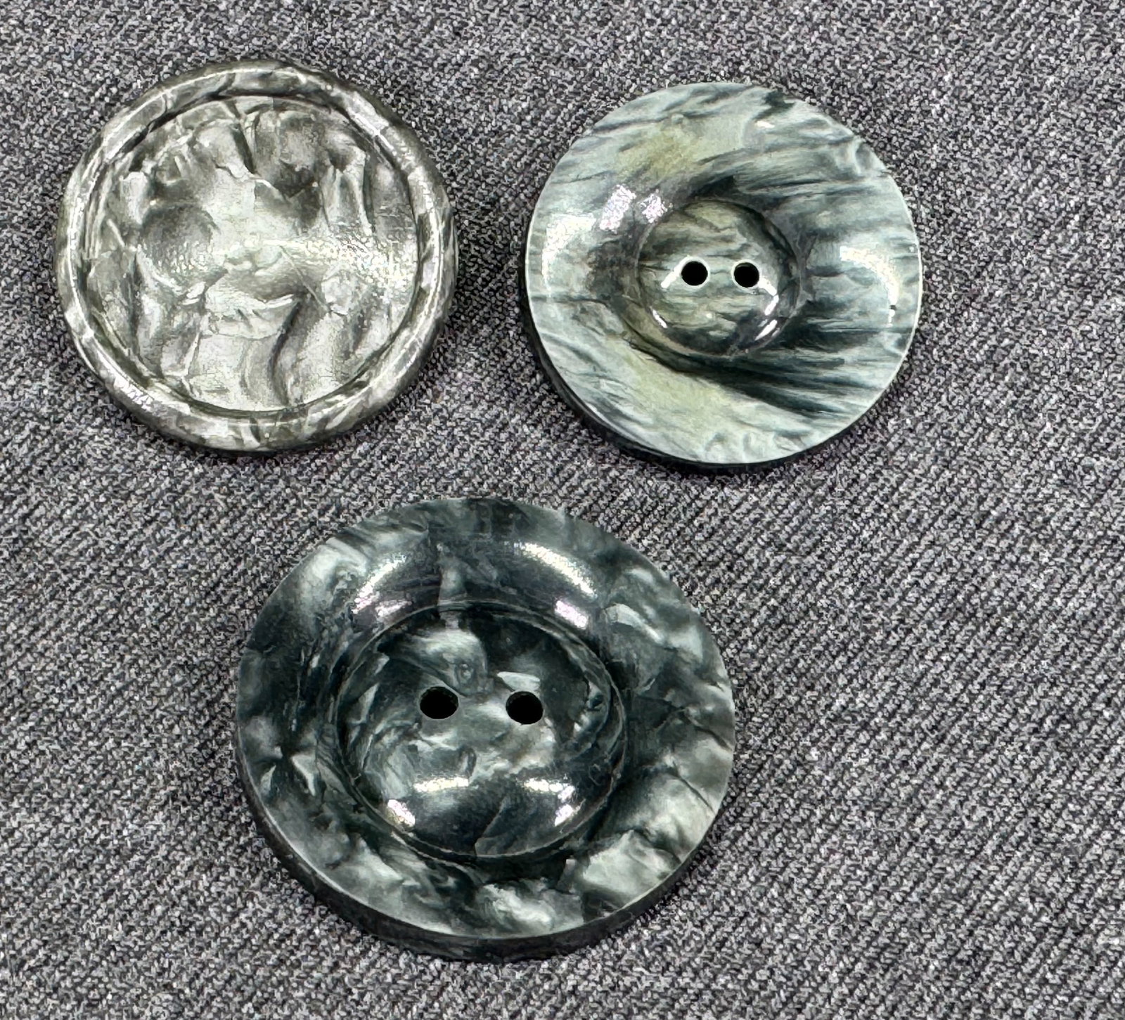 Vintage assorted marbled gray galalith buttons. Lot of 3: IN HOUSE FLAT SHIPPING & HANDLING COST WITHIN ALL THE U.S. : $7 To bypass LiveShipping, and use our In-House shipping service for $7 or shipping combined for multiple lots, please select “Arrange Yo