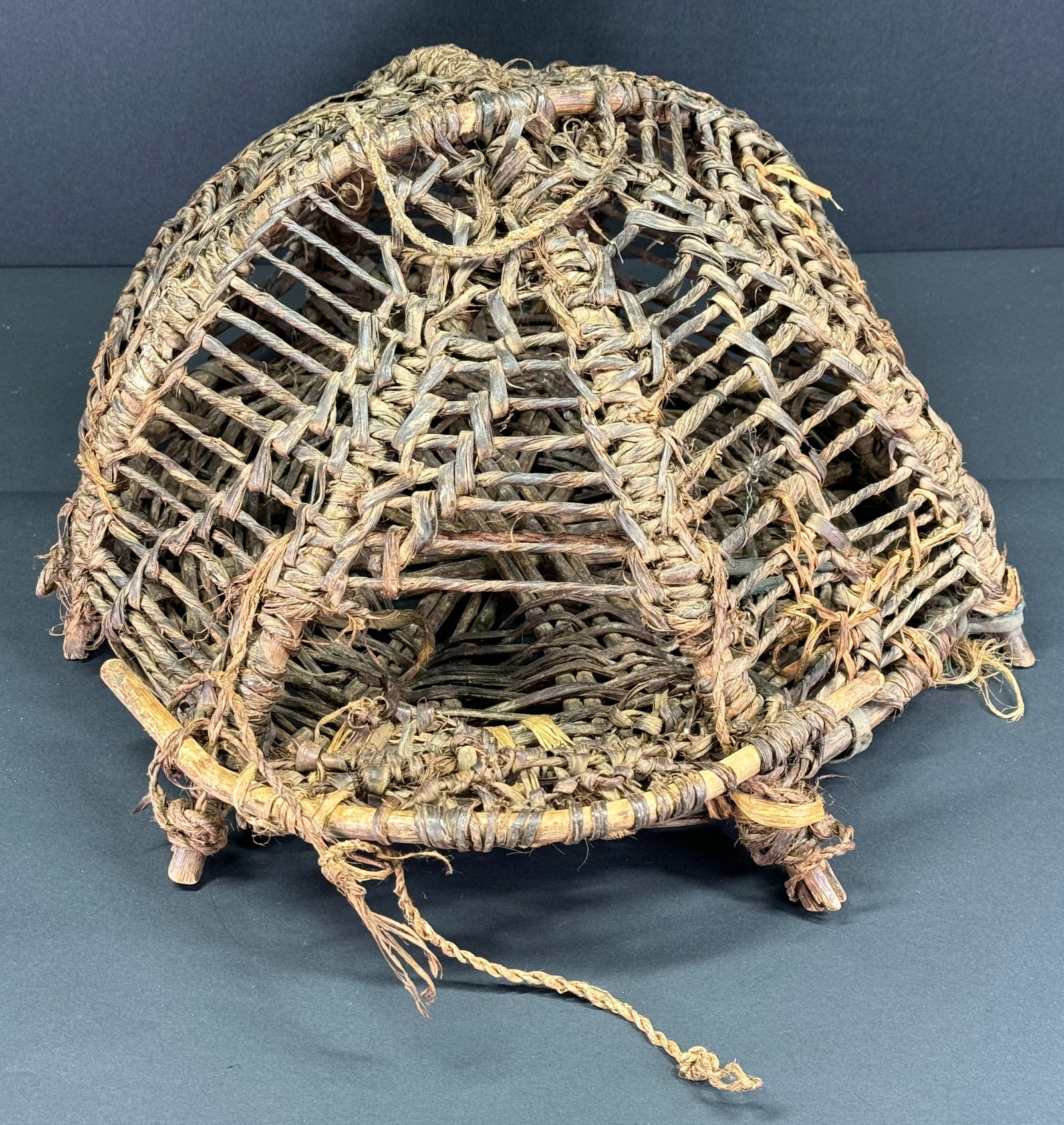 Vintage African Bird/Chicken Cage. Wood and fibers.: IN HOUSE FLAT SHIPPING & HANDLING COST WITHIN ALL THE U.S. : $27 To bypass LiveShipping, and use our In-House shipping service for $27 or shipping combined for multiple lots, please select “Arrange