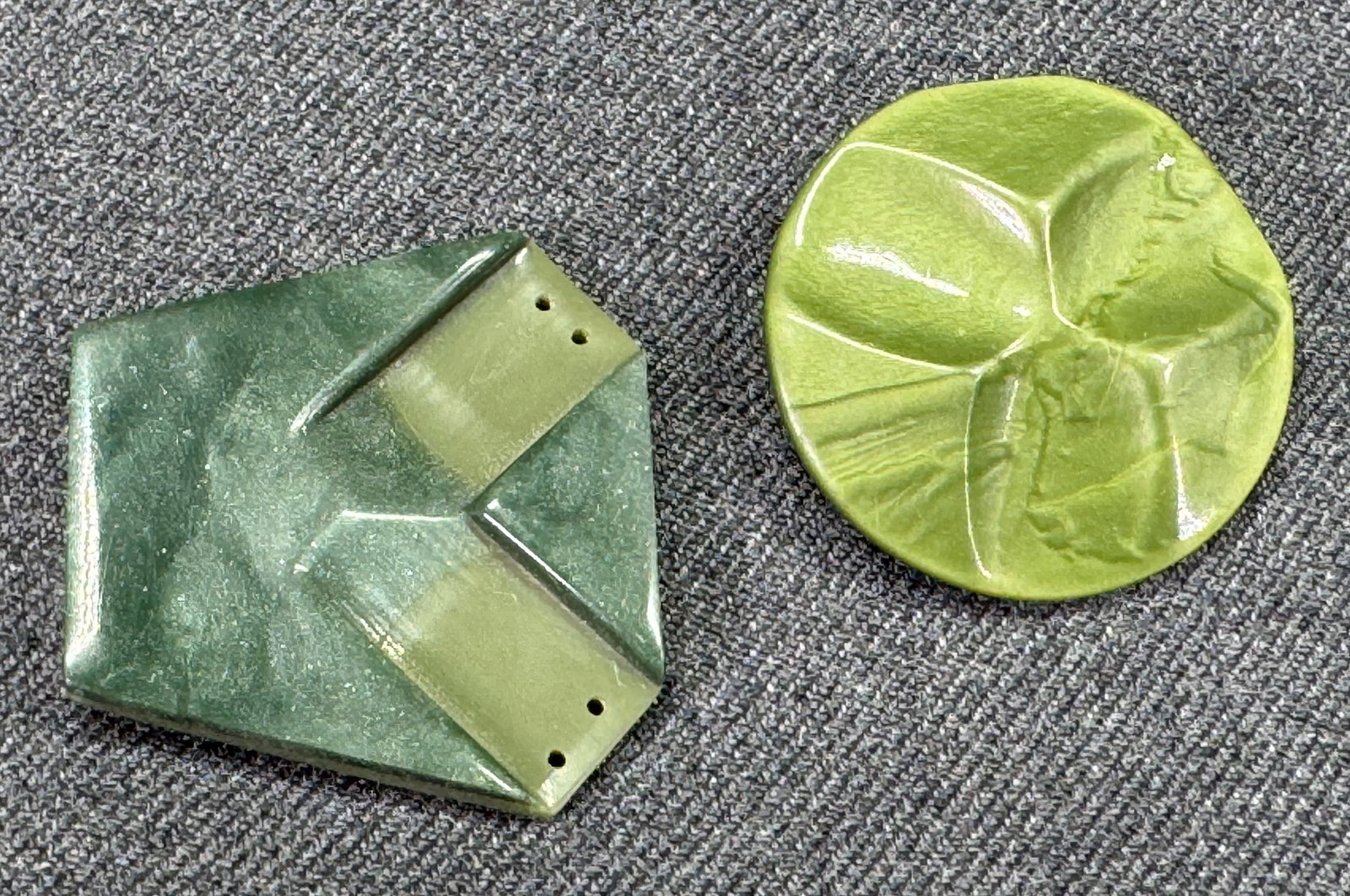 Vintage assorted art deco greenish celluloid belt buckles. (1 of 6)