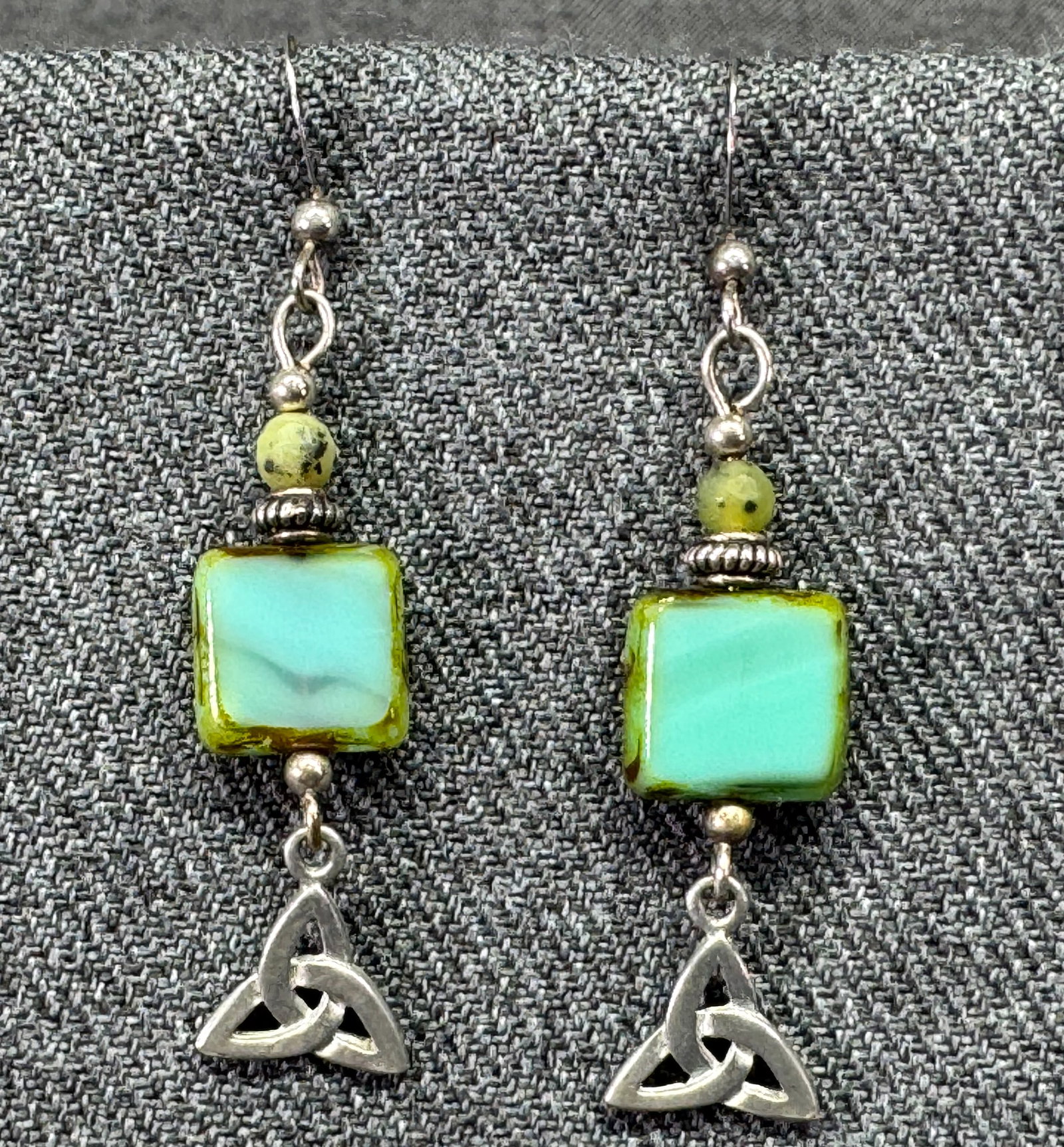 Vintage Celtic Trinity Knot resin with sterling silver hook earrings (1 of 7)