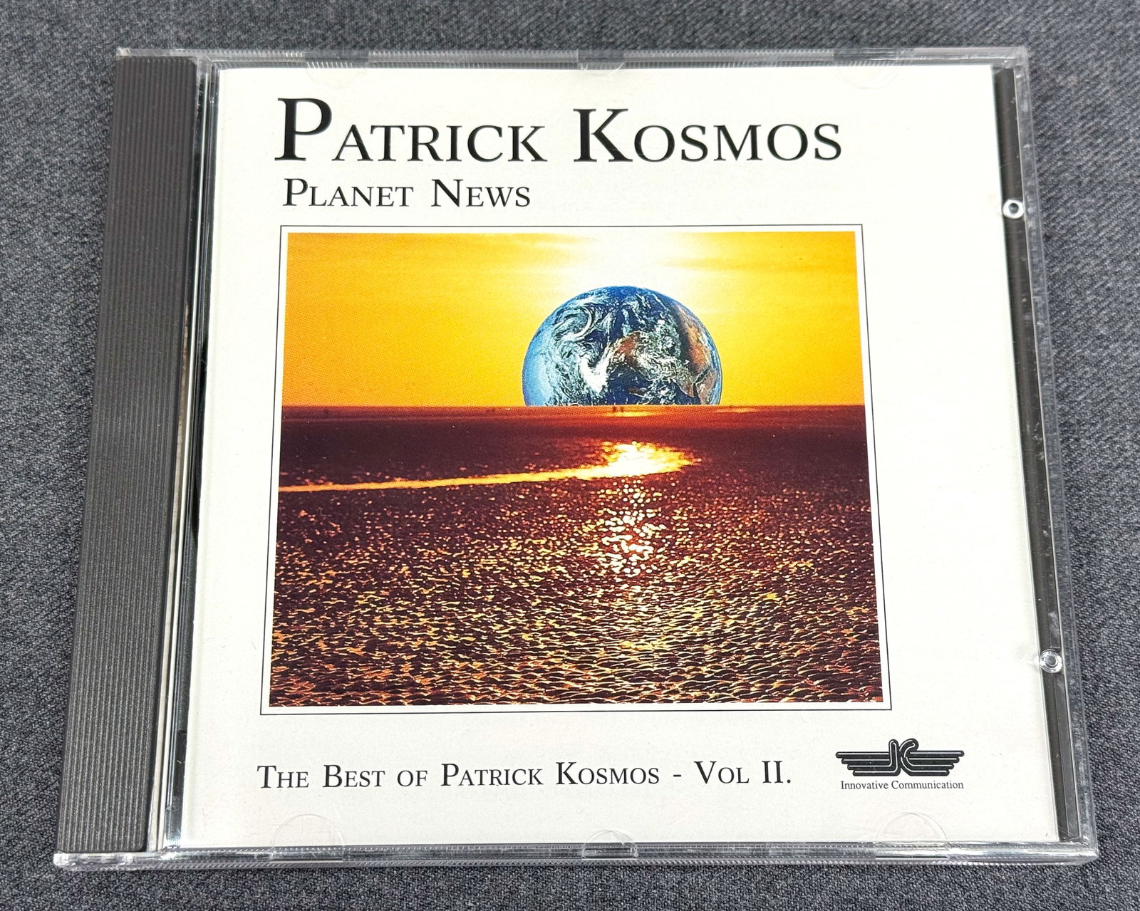 1991 Patrick Kosmos - Planet News - The Best Of Patrick Kosmos - Vol II. CD: 1991 Patrick Kosmos – Cosmic Resonance - The Best Of Patrick Kosmos - Live. Made in Western Germany. For measures please refer to the pictures taken with a measuring tape. IN HOUSE FLAT SHIPPING & H