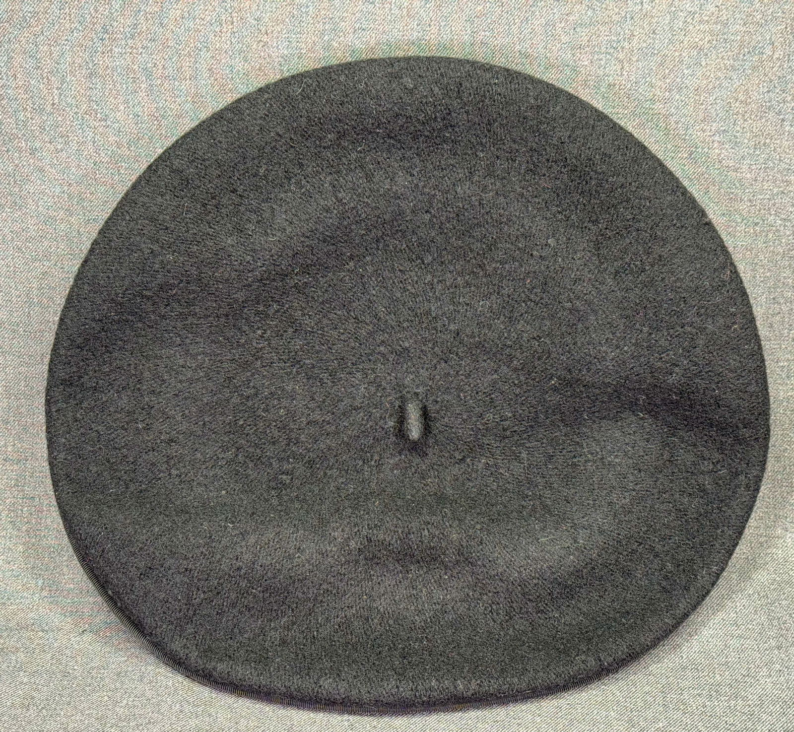 Vintage Jean Charles Brosseau Paris jeweled black wool beret (1 of 4)