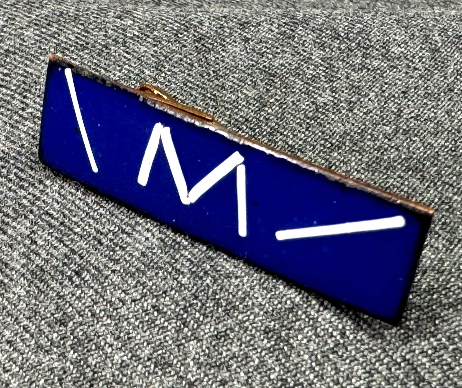 Vintage MCM Letter M or W enamel copper tie clip: IN HOUSE FLAT SHIPPING & HANDLING COST WITHIN ALL THE U.S. : 7 To bypass LiveShipping, and use our In-House shipping service for 7 or shipping combined for multiple lots, please select “Arrange Your