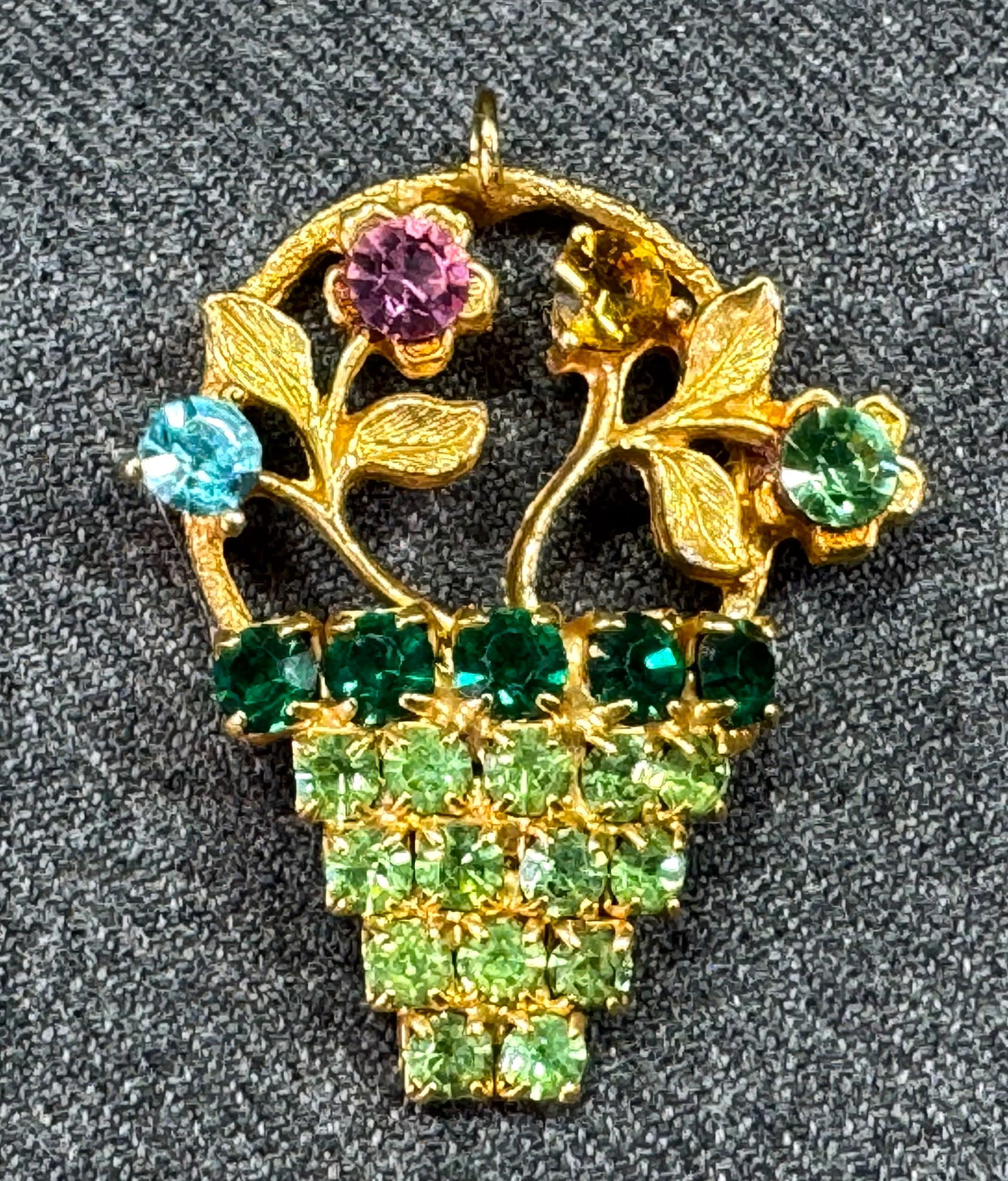 Vintage color crystals goldttone metal flowerpot with flowers pendant: IN HOUSE FLAT SHIPPING & HANDLING COST WITHIN ALL THE U.S. : 7 To bypass LiveShipping, and use our In-House shipping service for 7 or shipping combined for multiple lots, please select “Arrange Your