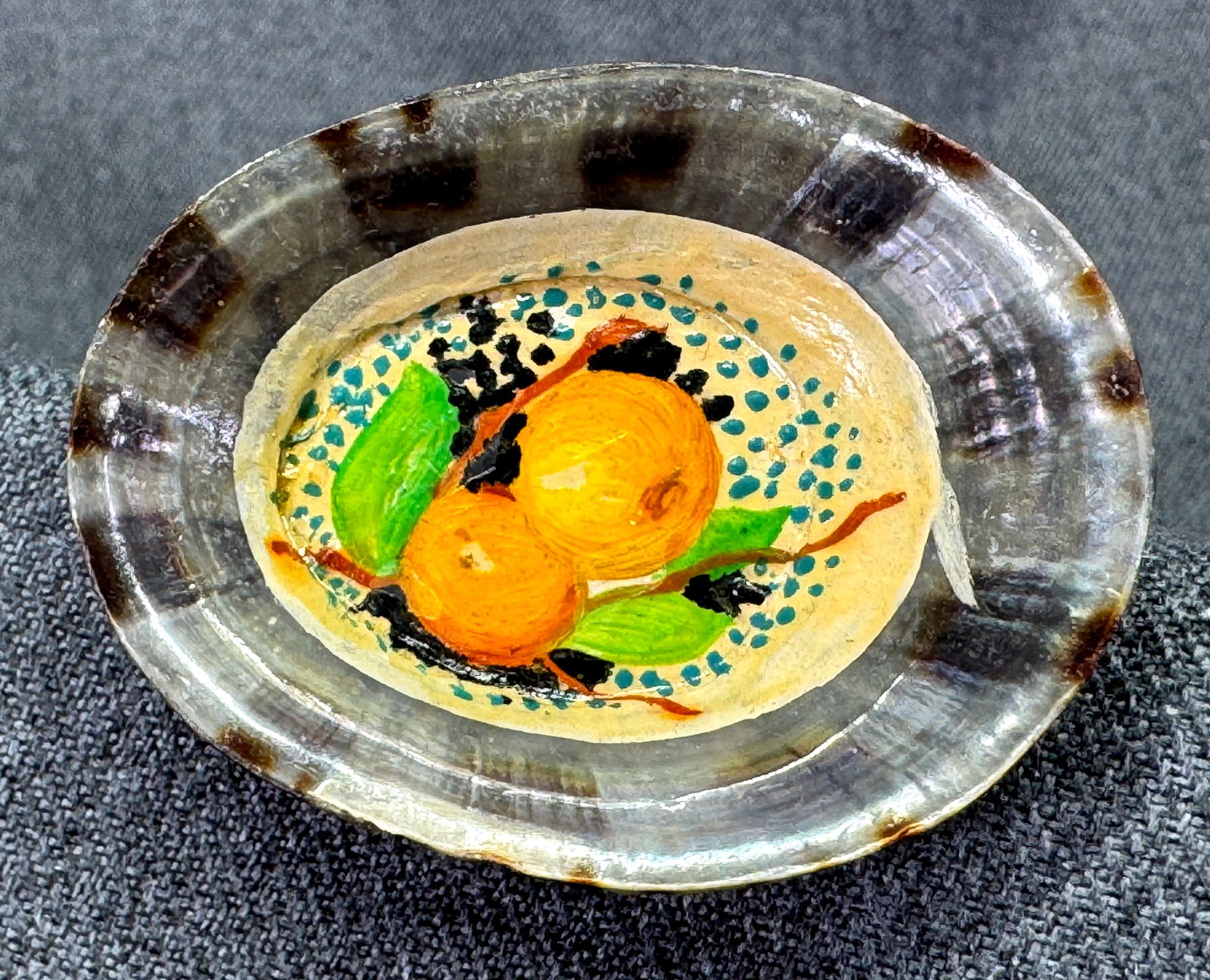 Vintage folk art hand painted still life on limpet shell brooch pin: IN HOUSE FLAT SHIPPING & HANDLING COST WITHIN ALL THE U.S. : $7 To bypass LiveShipping, and use our In-House shipping service for $7 or shipping combined for multiple lots, please select “Arrange Yo