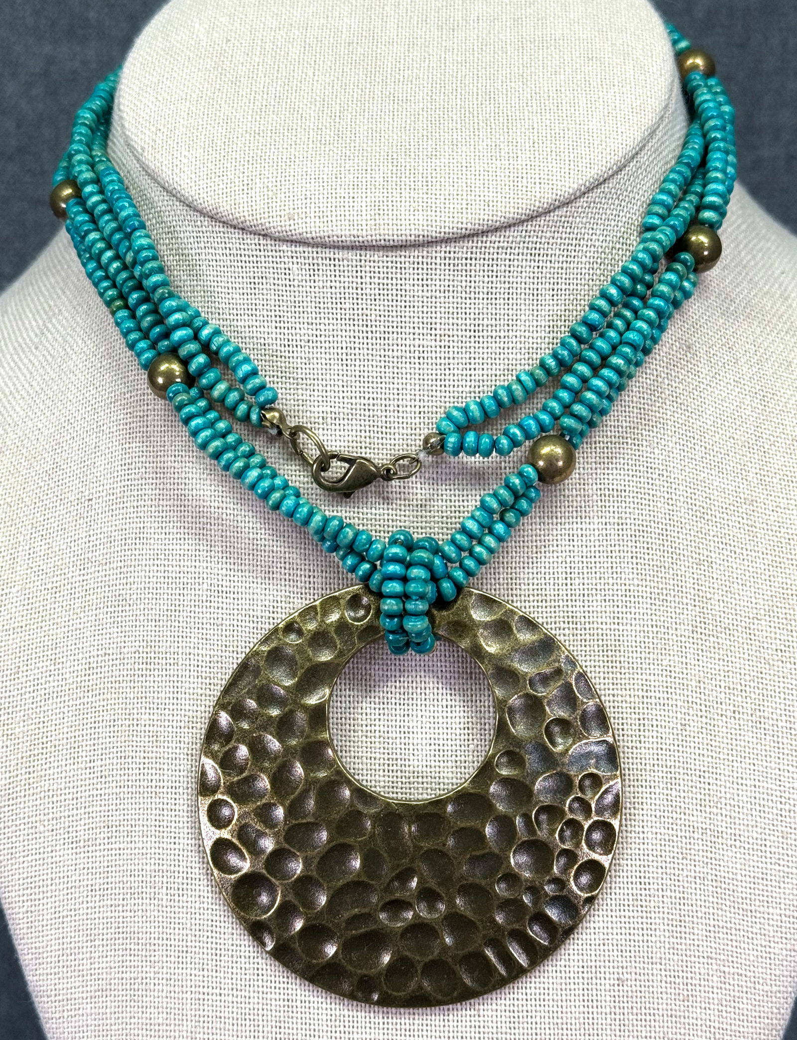 Vintage boho hammered brass pendant turquoise painted wood beads necklace: IN HOUSE FLAT SHIPPING & HANDLING COST WITHIN ALL THE U.S. : 7 To bypass LiveShipping, and use our In-House shipping service for 7 or shipping combined for multiple lots, plase select “Arrange Your