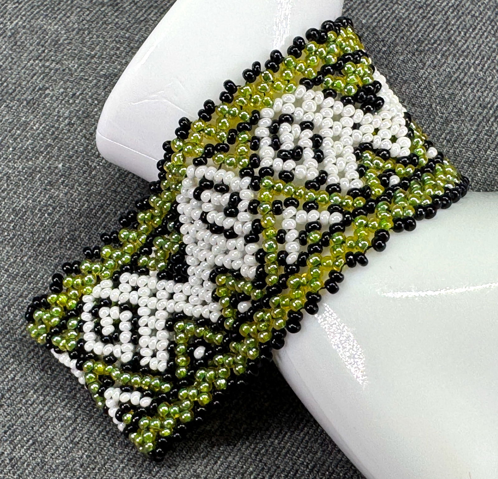 Ethnic style beaded bracelet: IN HOUSE FLAT SHIPPING & HANDLING COST WITHIN ALL THE U.S. : $7 To bypass LiveShipping, and use our In-House shipping service for $7 or shipping combined for multiple lots, please select “Arrange Yo