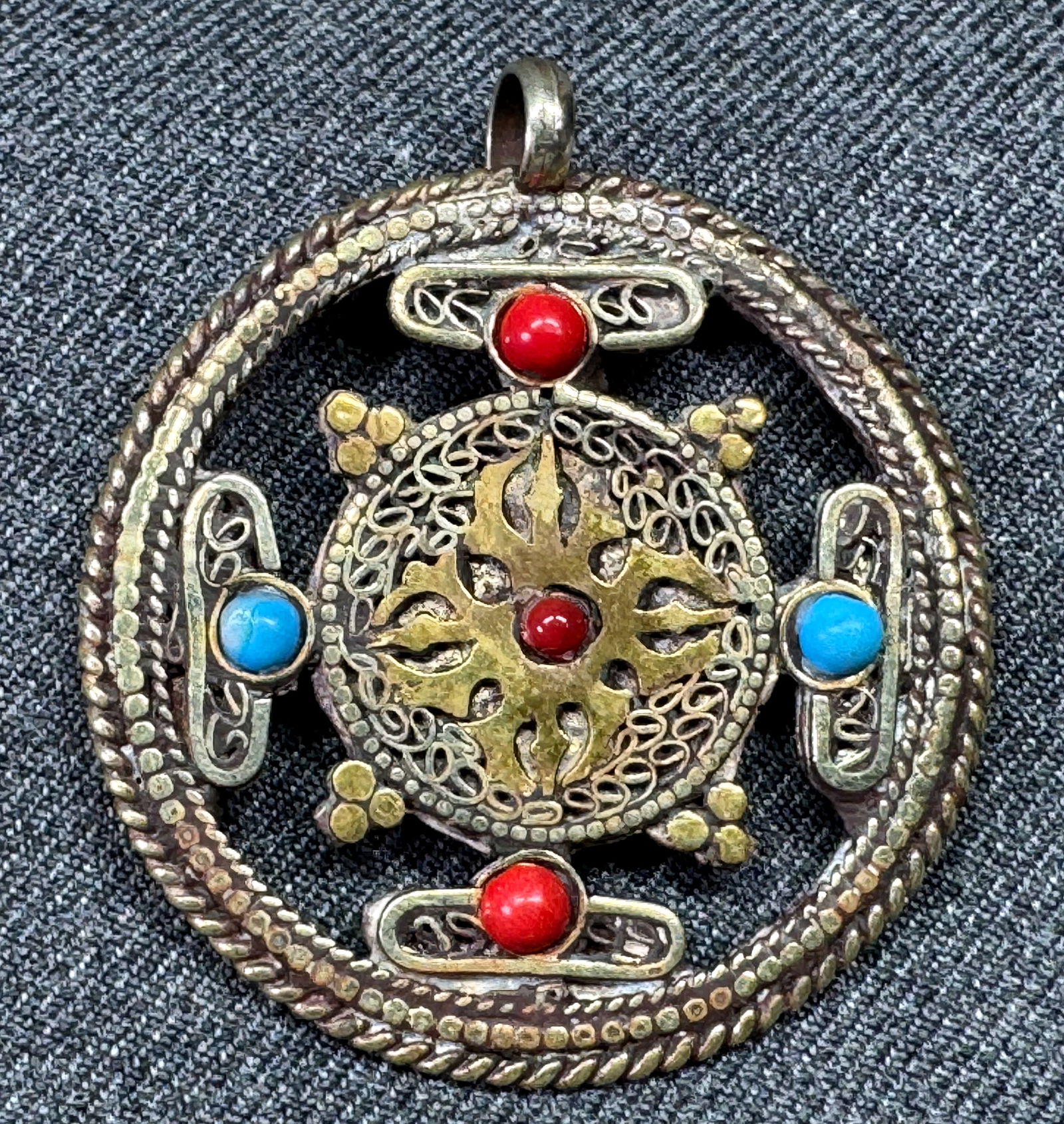 Vintage Double Sided Om Dorjee Tibetan Filigree Amulet Pendant (1 of 5)