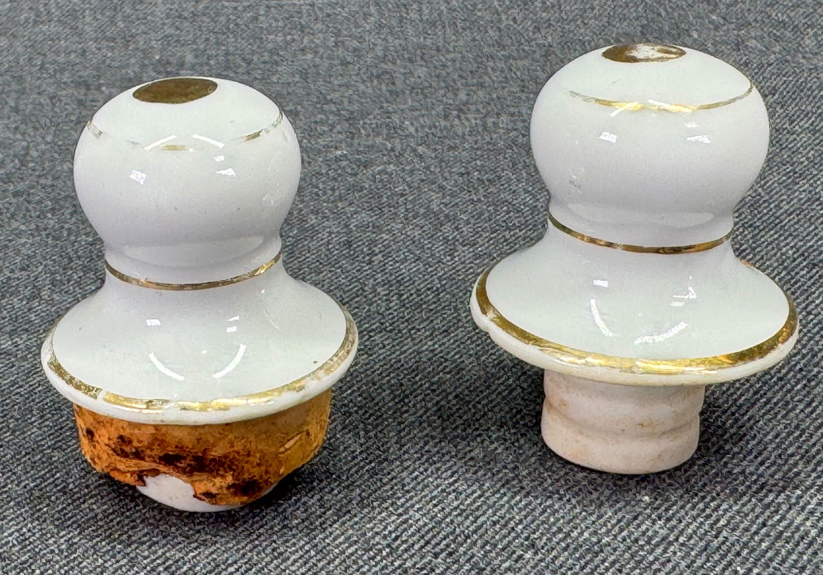 Antique porcelain bottle stoppers. (1 of 5)