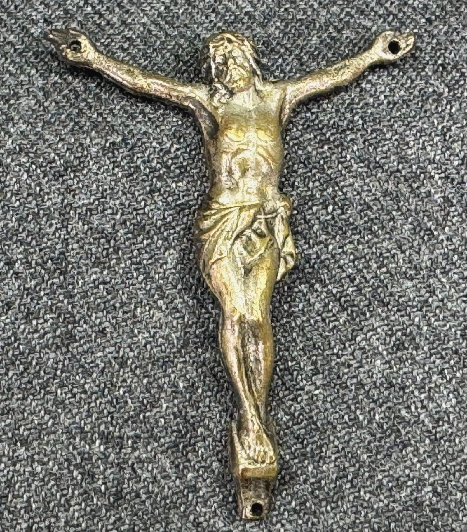 Vintage Jesus silvertone metal applique.: IN HOUSE FLAT SHIPPING & HANDLING COST WITHIN ALL THE U.S. : 7 To bypass LiveShipping, and use our In-House shipping service for 7 or shipping combined for multiple lots, please select “Arrange Your