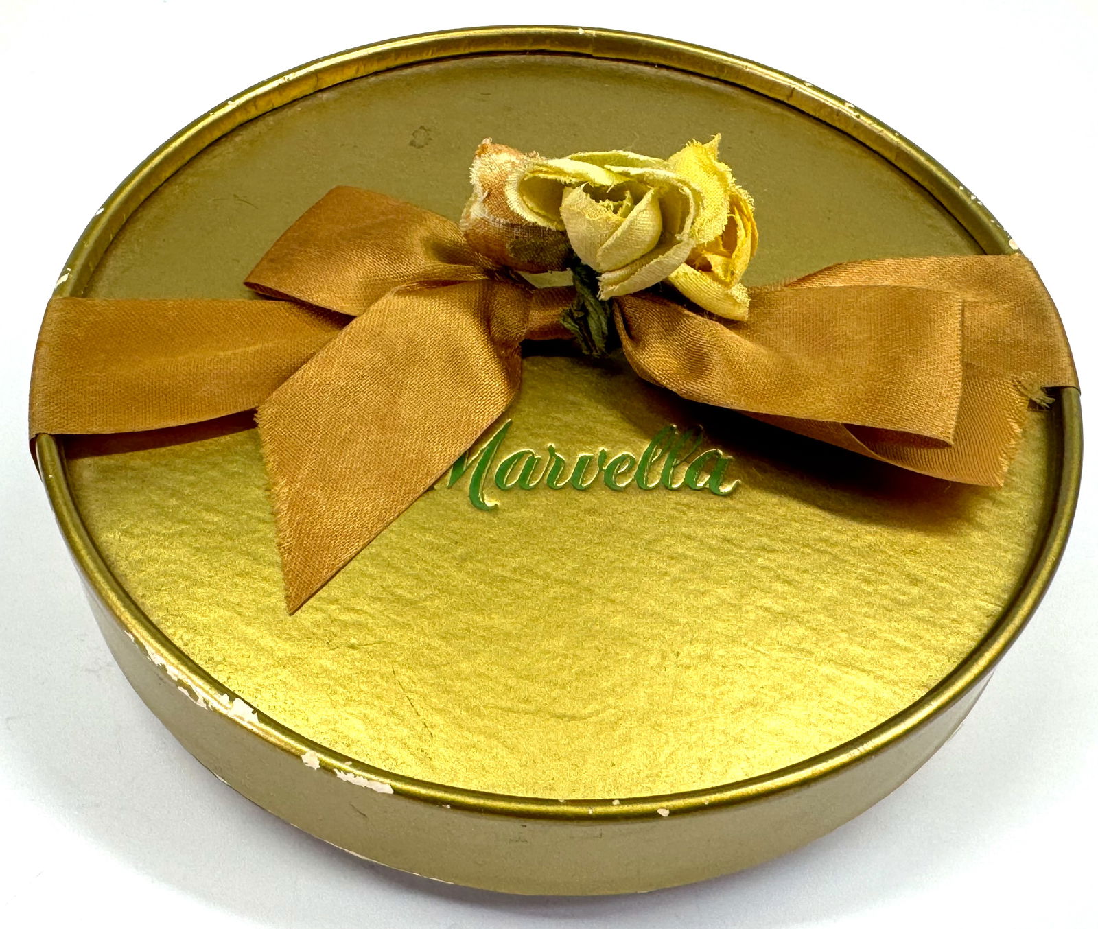 Vintage fabric flower & bow cardboard Marvella jewelry box.: IN HOUSE FLAT SHIPPING & HANDLING COST WITHIN ALL THE U.S. : 7 To bypass LiveShipping, and use our In-House shipping service for 7 or shipping combined for multiple lots, please select “Arrange Your