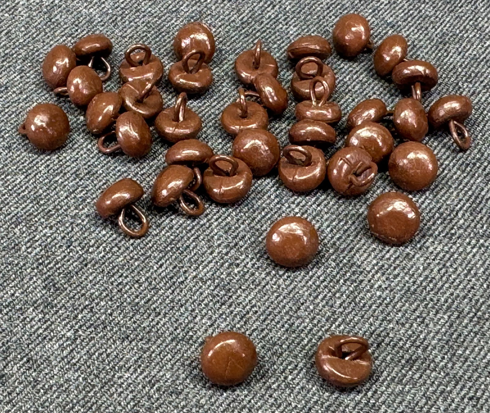 Vintage brown shoe buttons. Lot of 36: IN HOUSE FLAT SHIPPING & HANDLING COST WITHIN ALL THE U.S. : $7 To bypass LiveShipping, and use our In-House shipping service for $7 or shipping combined for multiple lots, please select “Arrange Yo