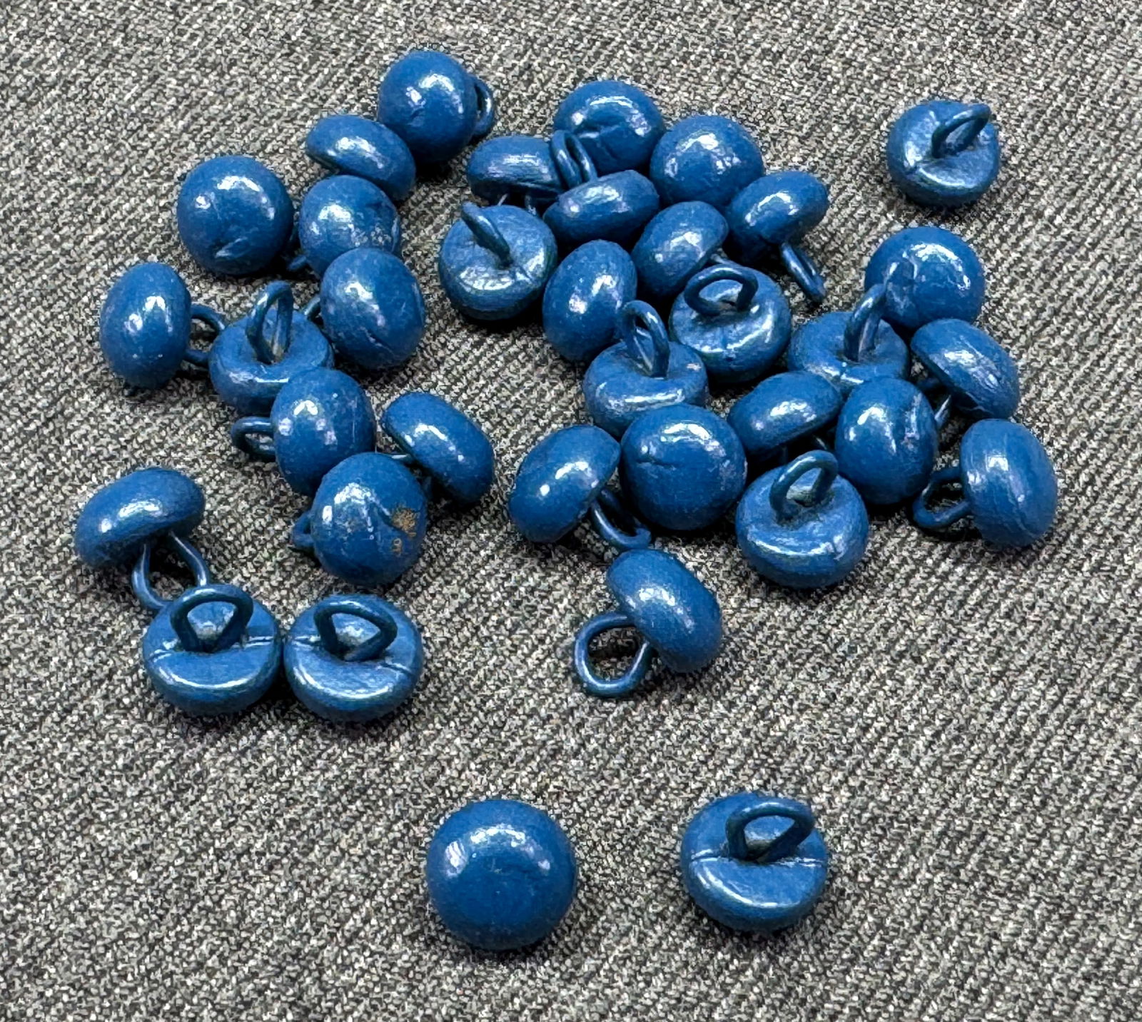 Vintage blue shoe buttons. Lot of 36: IN HOUSE FLAT SHIPPING & HANDLING COST WITHIN ALL THE U.S. : $7 To bypass LiveShipping, and use our In-House shipping service for $7 or shipping combined for multiple lots, please select “Arrange Yo
