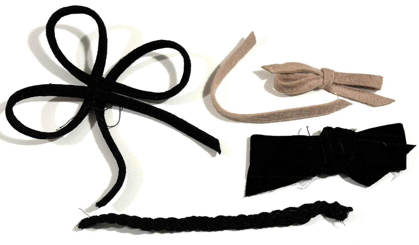 Vintage / Antique millinery assorted felt & velvet bows & cotton braided cord: IN HOUSE FLAT SHIPPING & HANDLING COST WITHIN ALL THE U.S. : 7 To bypass LiveShipping, and use our In-House shipping service for 7 or shipping combined for multiple lots, please select “Arrange Your