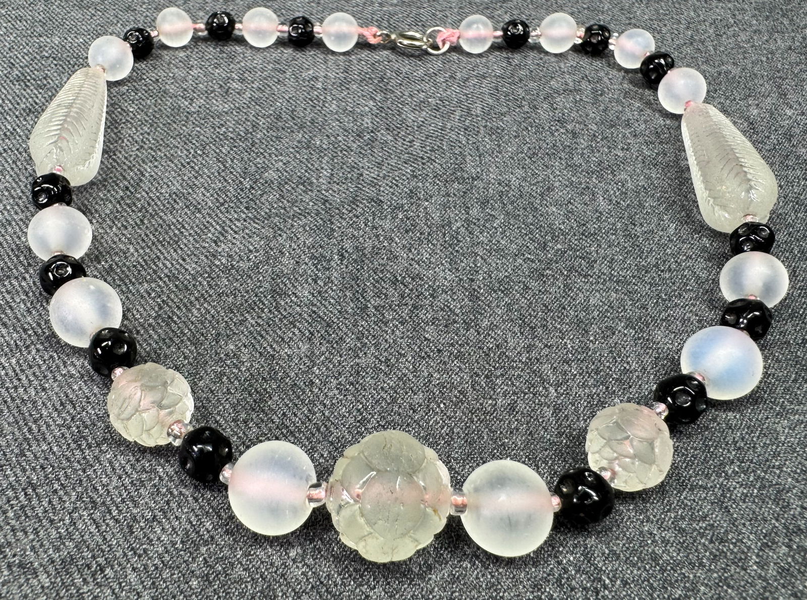 Antique Czech art deco Max Neiger frosted & black glass beaded collar necklace. *B: Antique Czech art deco Max Neiger frosted & black glass beaded collar necklace. Original pink cotton string. Unmarked. For measures please refer to the pictures taken with a measuring tape. Weight: 36