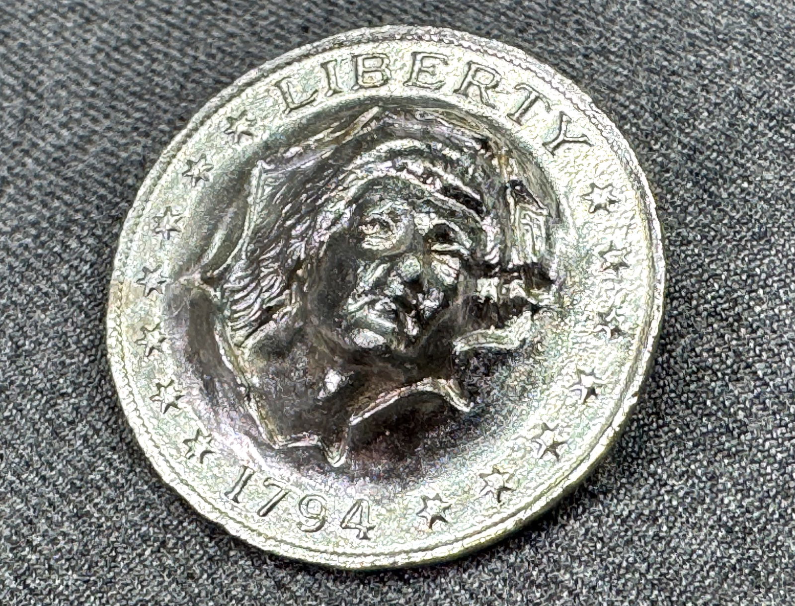 Vintage Liberty 1794 pop out silver-toned clip brooch. #B: Vintage Liberty 1794 pop out silver-toned clip brooch. Unmarked. < For measures please refer to the pictures taken with a measuring tape. Weight: 28 Grams. IN HOUSE FLAT SHIPPING & HANDLING COST WITHI