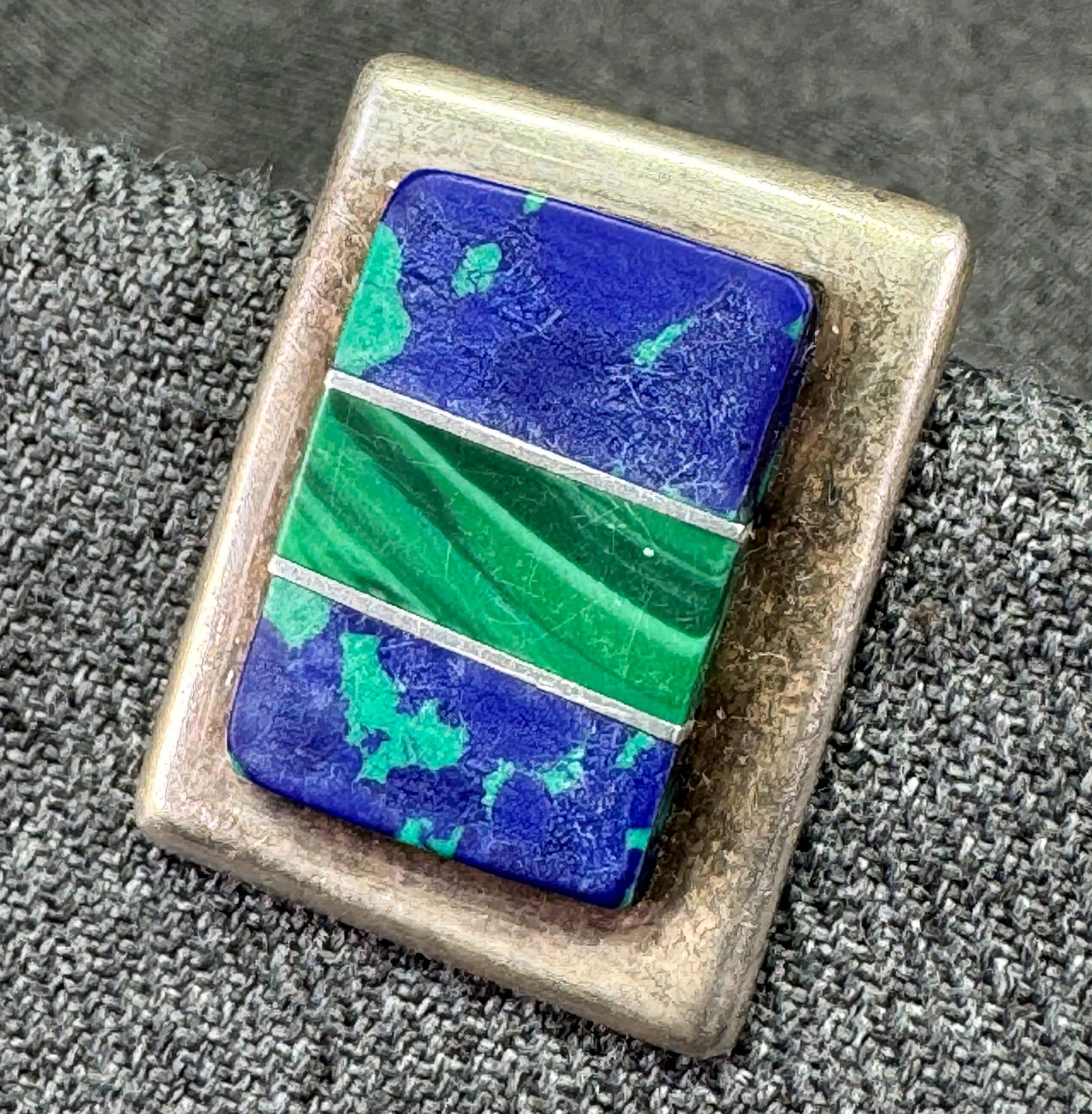 Vintage Mexican TS-74 malachite & azurite stone sterling silver Solo clip earring #B: Vintage Mexican TS-74 malachite & azurite stone sterling silver Solo clip earring. Marked 925 TS-74 Mexico. Clip was replaced and it is marked Weiss. For measures please refer to the pictures taken wi