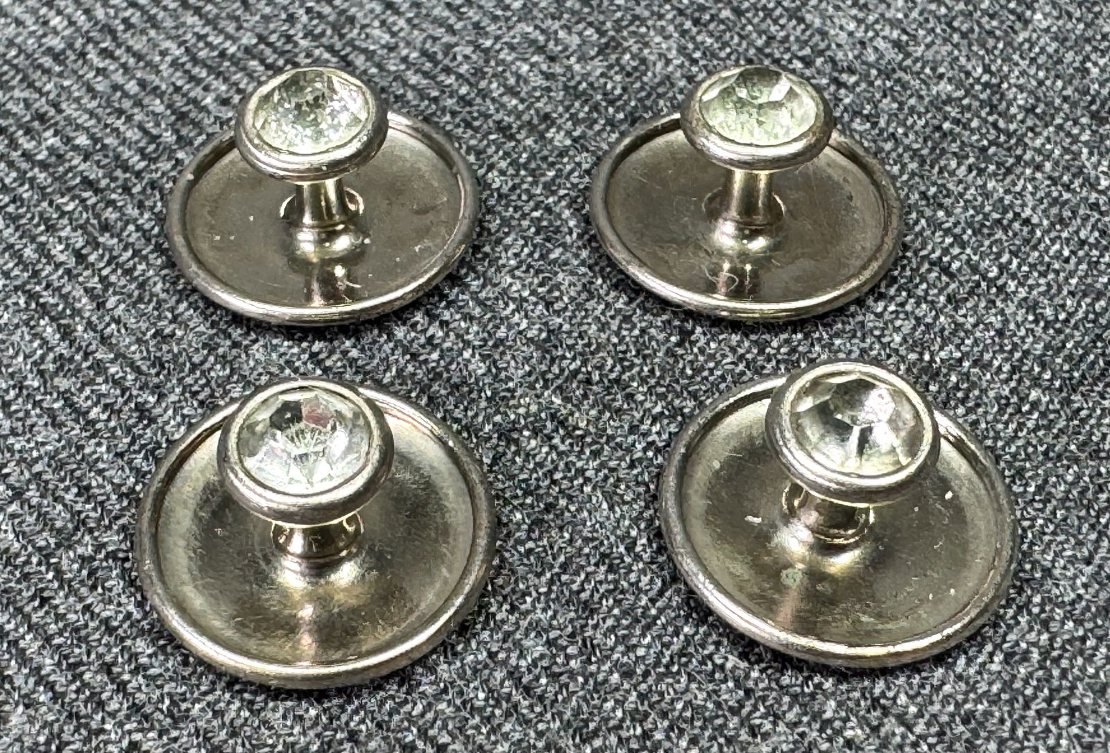 Vintage clergy collar studs buttons. Clear crystals Silver-Toned metal. Lot of 4 *b: Vintage clergy collar studs buttons. Clear crystals Silver-Toned metal. Lot of 4 . Unmarked . For measures please refer to the pictures taken with a measuring tape. Weight: 2 Grams. IN HOUSE FLAT SHIP