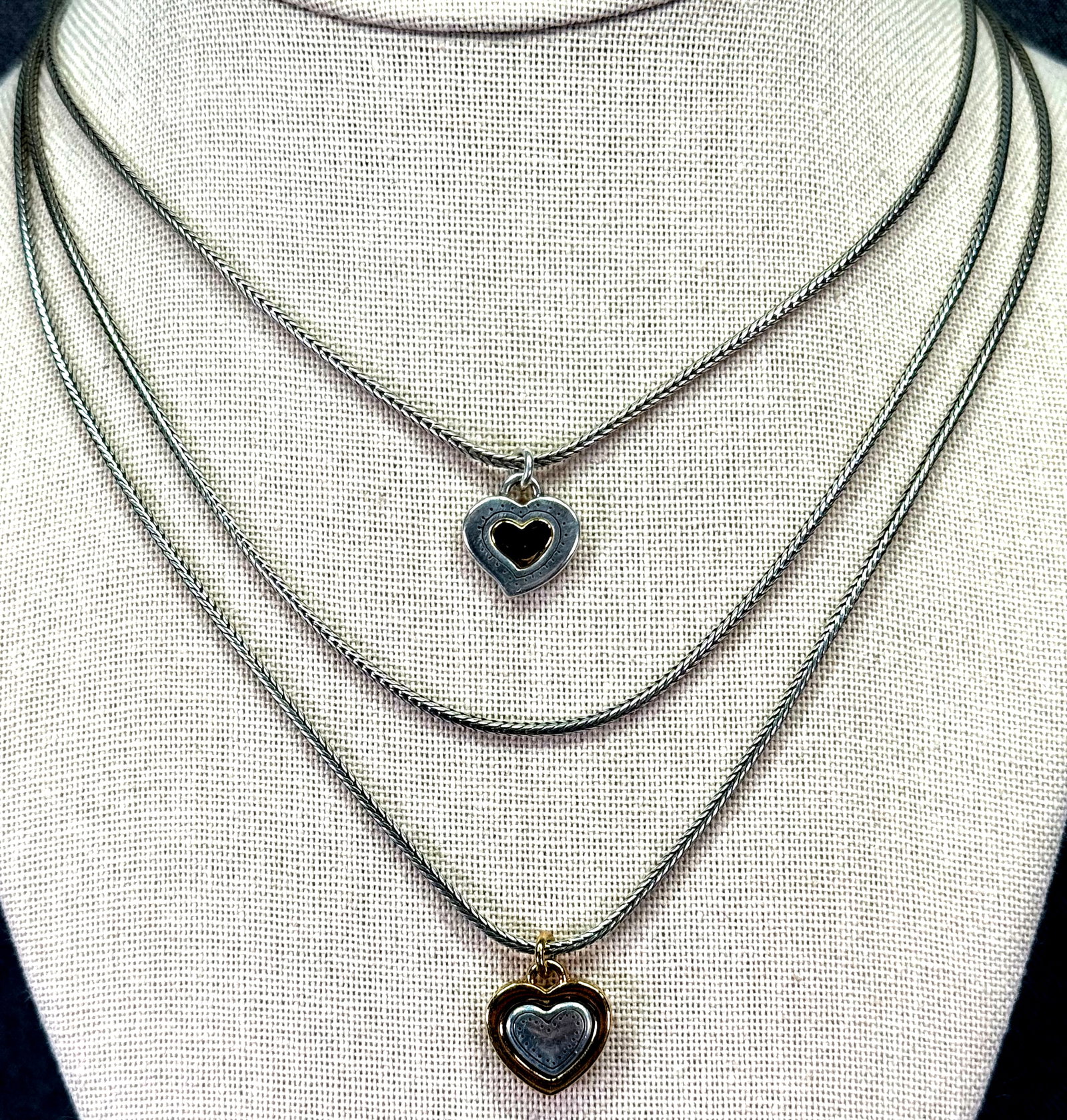 Brighton Rendezvous Hearts Retired Two Tone Layered Necklace *a: Brighton Rendezvous Hearts Retired Two Tone Layered Necklace. Marked. For measures please refer to the pictures taken with a measuring tape. Weight: 25 Grams. IN HOUSE FLAT SHIPPING & HANDLING COST WI
