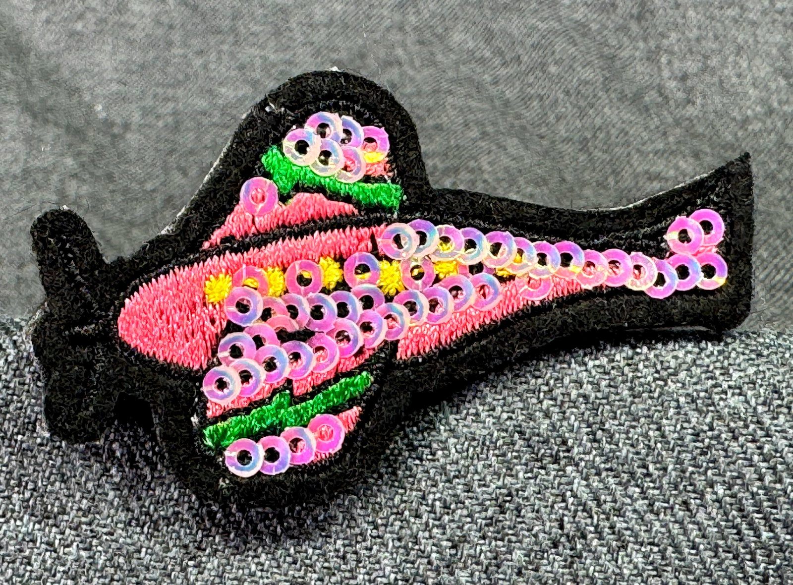 Vintage embroidery felt plane brooch pin: IN HOUSE FLAT SHIPPING & HANDLING COST WITHIN ALL THE U.S. : $7 To bypass LiveShipping, and use our In-House shipping service for $7 or shipping combined for multiple lots, please select “Arrange Yo
