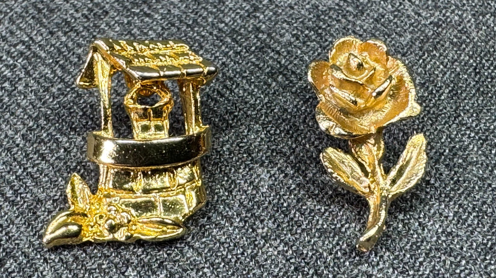 Vintage gold-toned metal flower & wishing well lapel pins . #a: Vintage gold-toned metal flower & wishing well lapel pins .Unmarked. For measures please refer to the pictures taken with a measuring tape. Weight:5 Grams. IN HOUSE FLAT SHIPPING & HANDLING COST WITHI