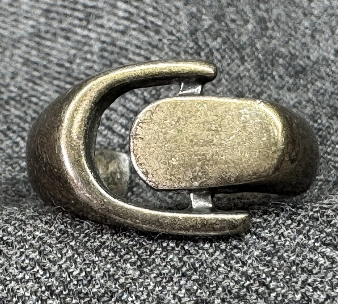 Vintage MCM Antonio Belgiorno 925 sterling silver adjustable ring *c: Vintage MCM Antonio Belgiorno 925 sterling silver adjustable ring. Marked. For measures please refer to the pictures taken with a measuring tape. Weight: 8.67 Grams. IN HOUSE FLAT SHIPPING & HANDLING