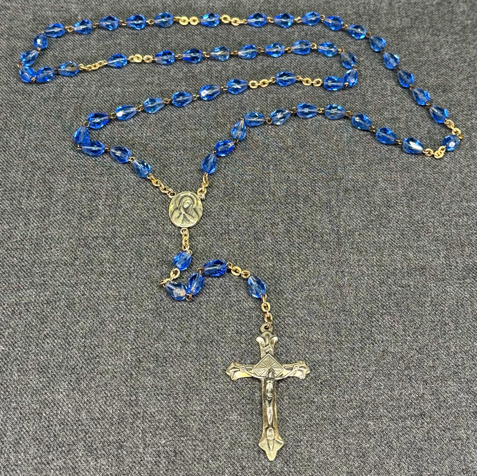 Vintage Roma Italy blue crystal beads sterling silver rosary: IN HOUSE FLAT SHIPPING & HANDLING COST WITHIN ALL THE U.S. : 7 To bypass LiveShipping, and use our In-House shipping service for 7 or shipping combined for multiple lots, please select “Arrange Your