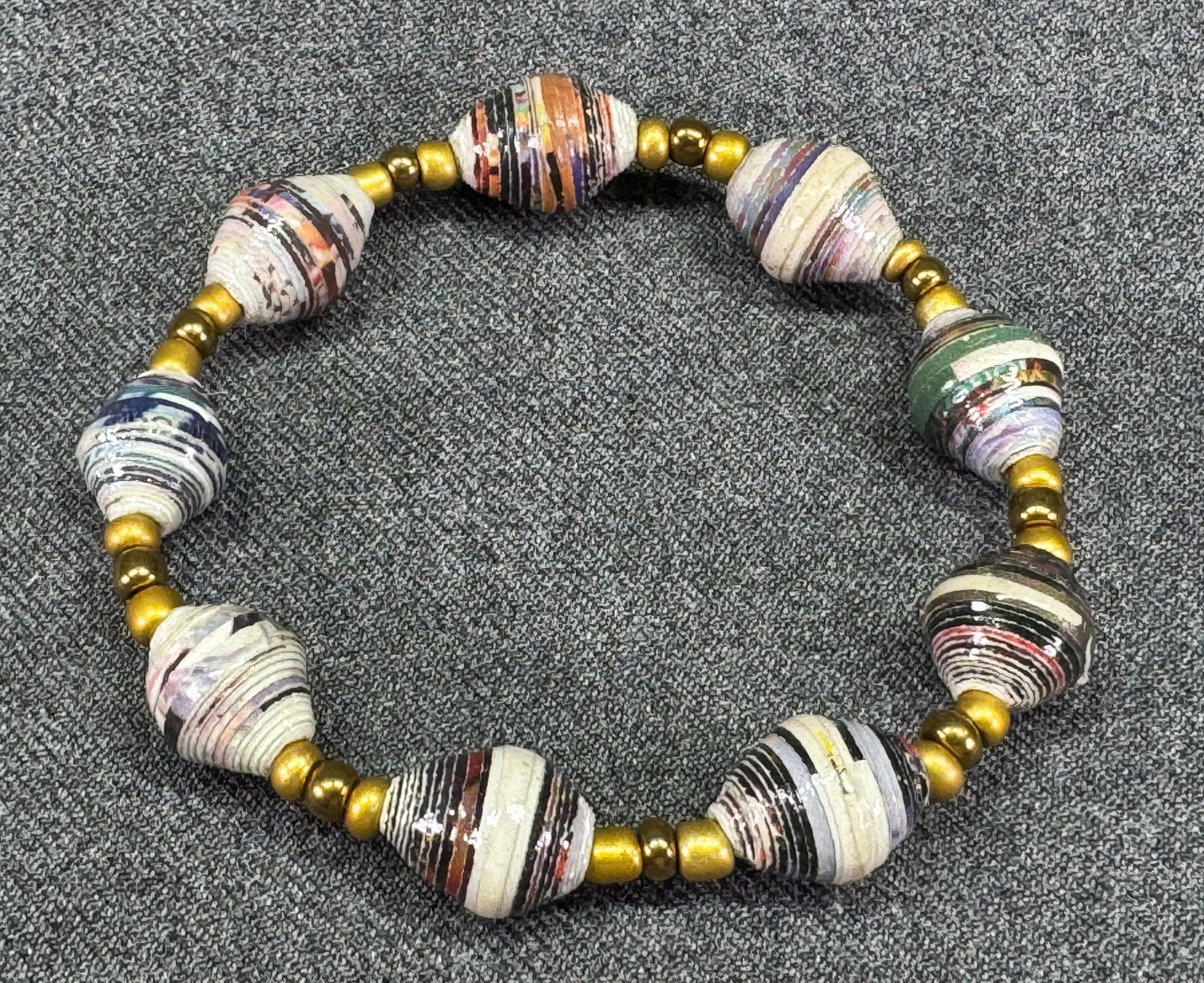 Vintage African paper & glass beads elastic bracelet (1 of 5)