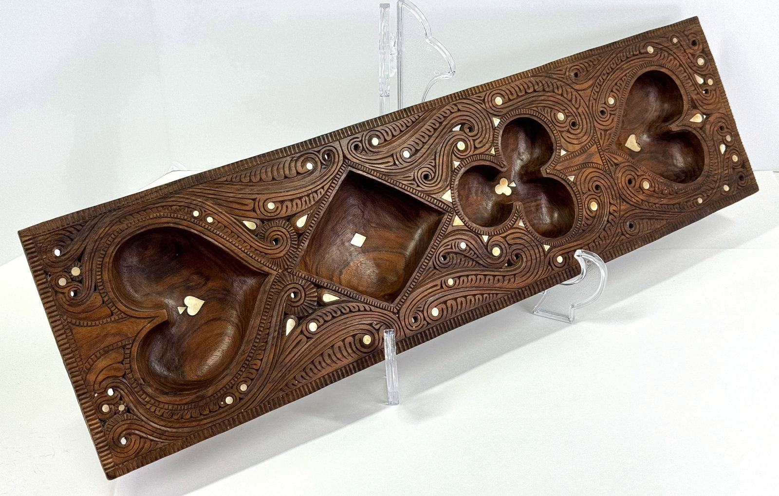 Trobriand Islands Poker Suits Large Bowl. Carved Wood with MOP inlay. (1 of 7)