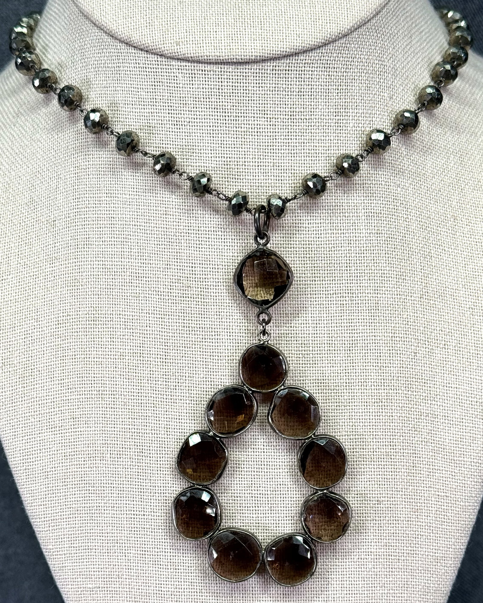 Vintage faceted glass bezel medallion, beaded chain necklace. *d (1 of 5)